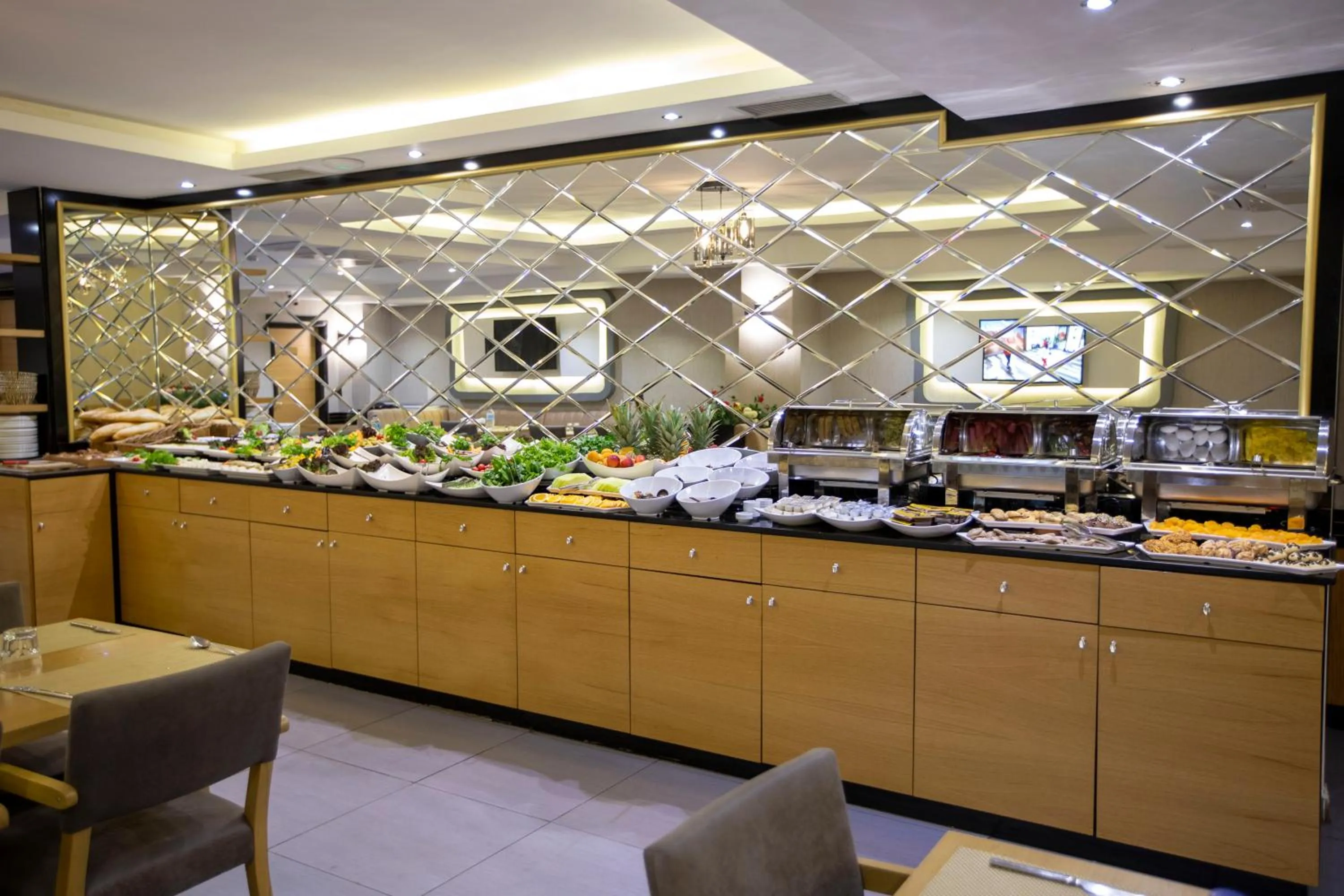 Day in BEST GARDEN HOTEL