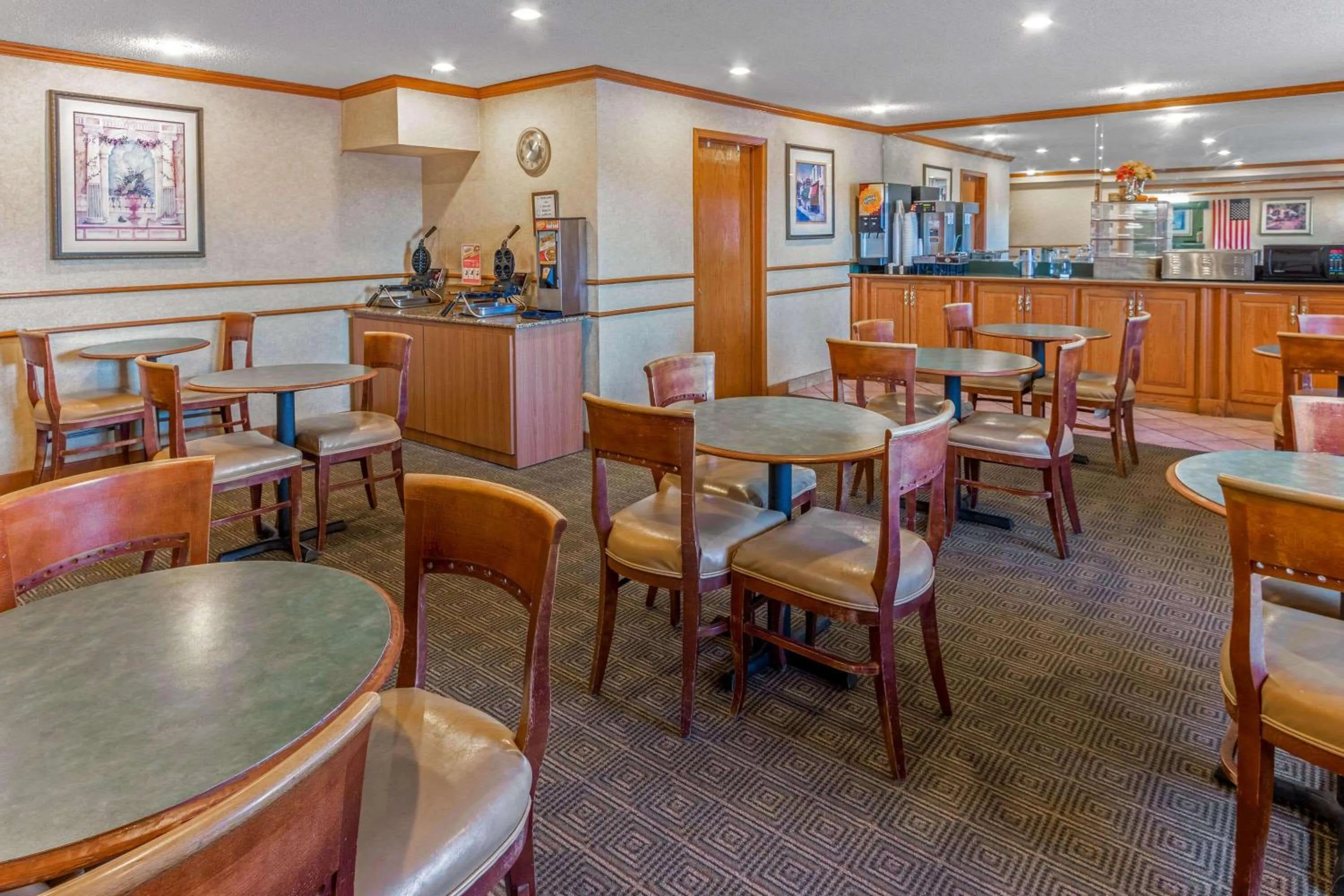 Restaurant/places to eat in La Quinta Inn & Suites by Wyndham Las Cruces Organ Mountain