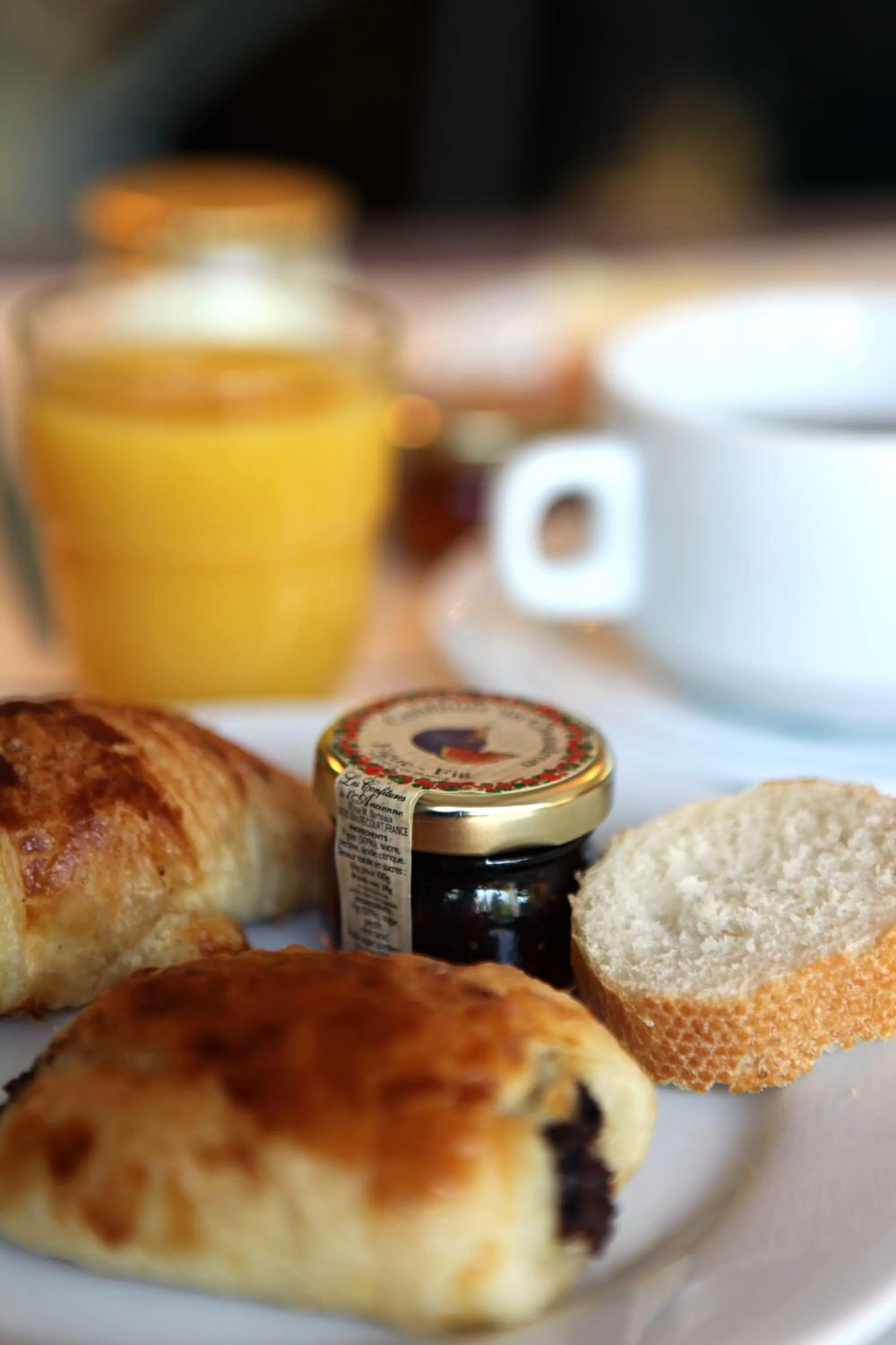 Restaurant/places to eat in Le Mas Des Sables