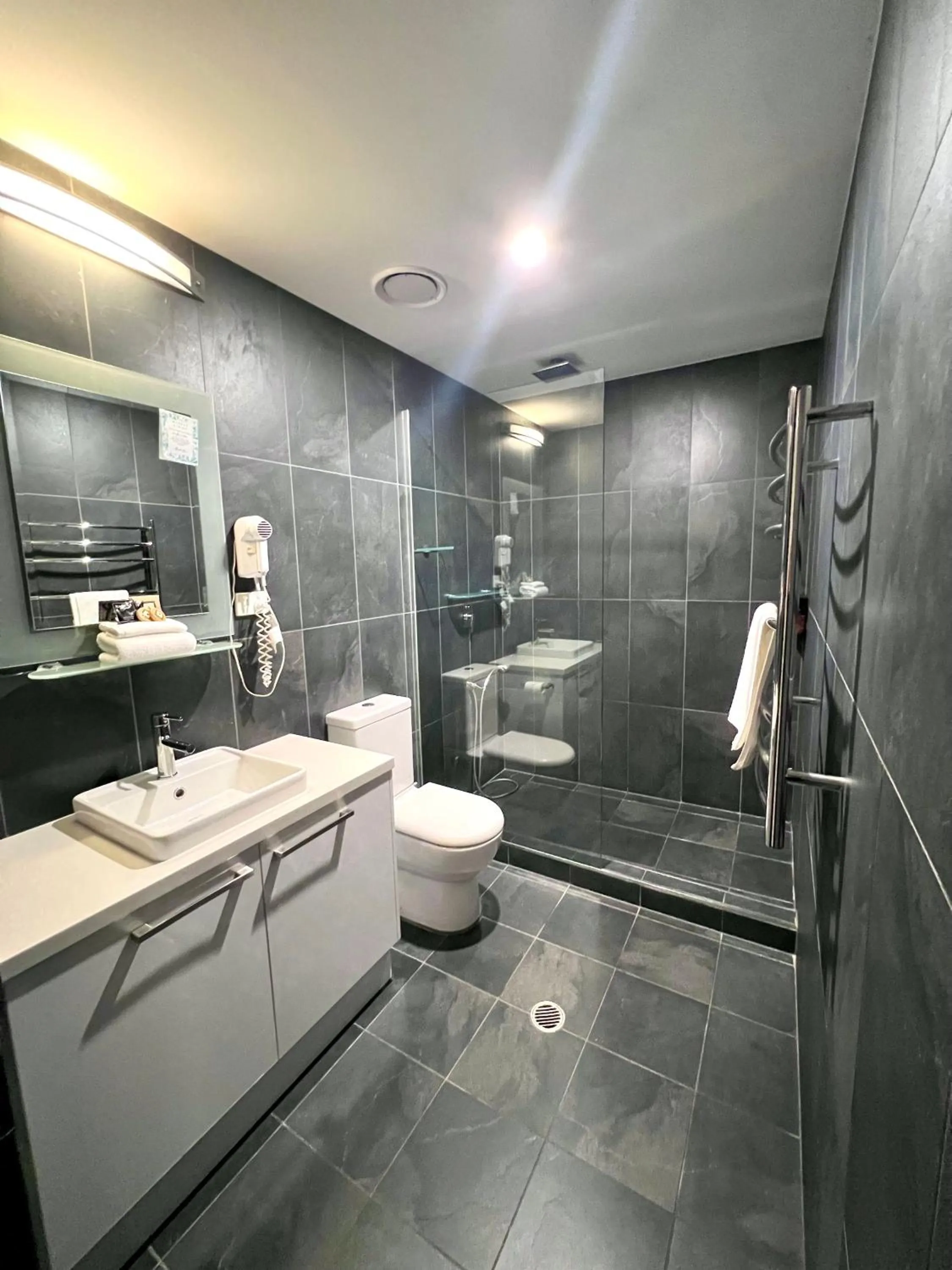 Crown on Darby Newcastle