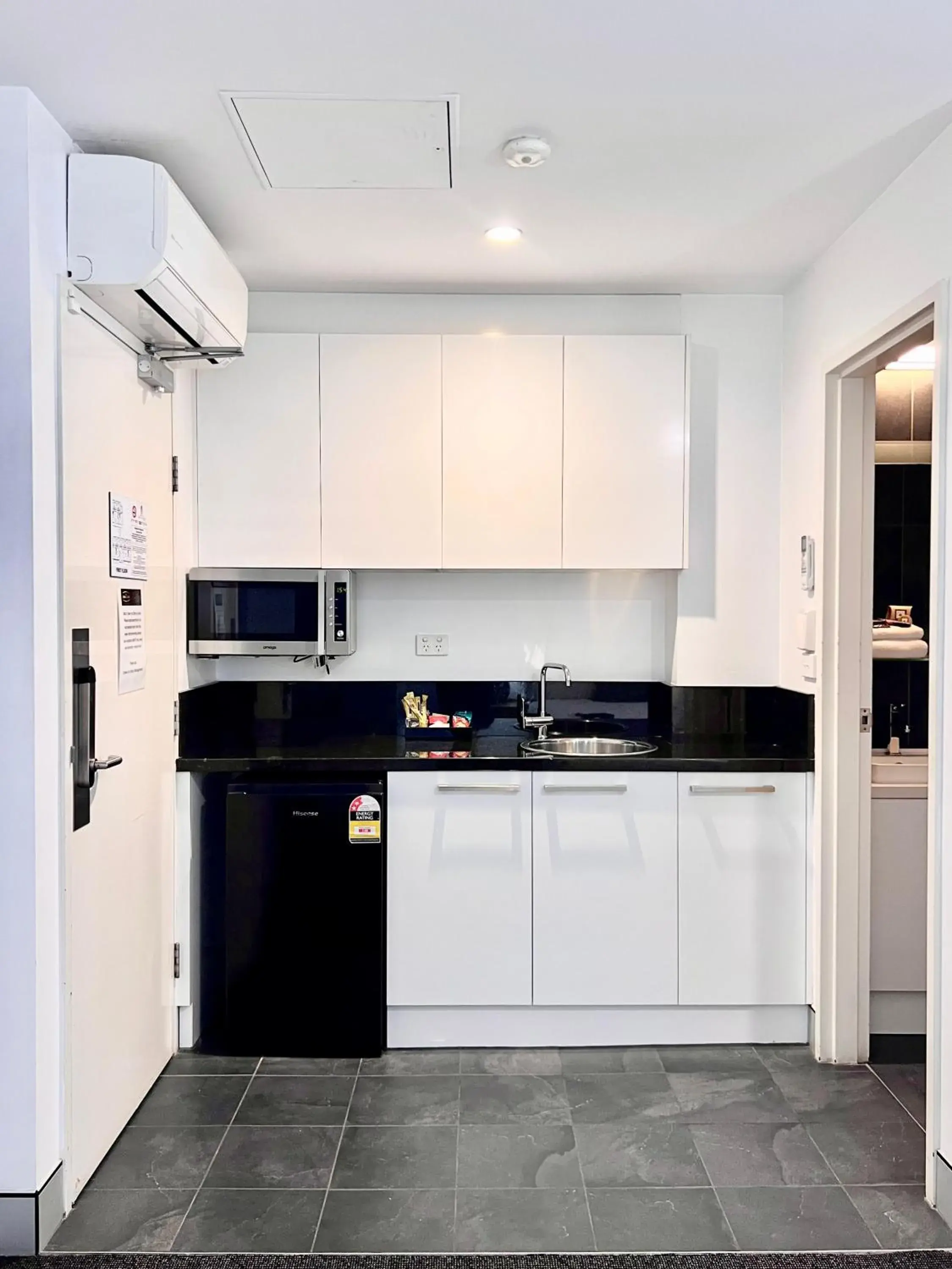 Crown on Darby Newcastle Crown on Darby Newcastle