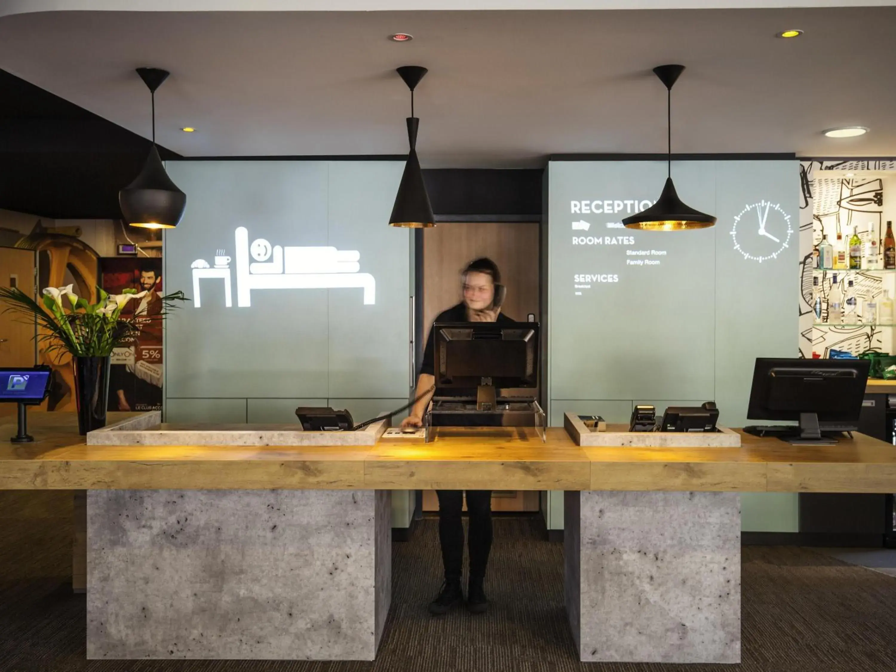 Property building in ibis London Barking Property building in ibis London Barking