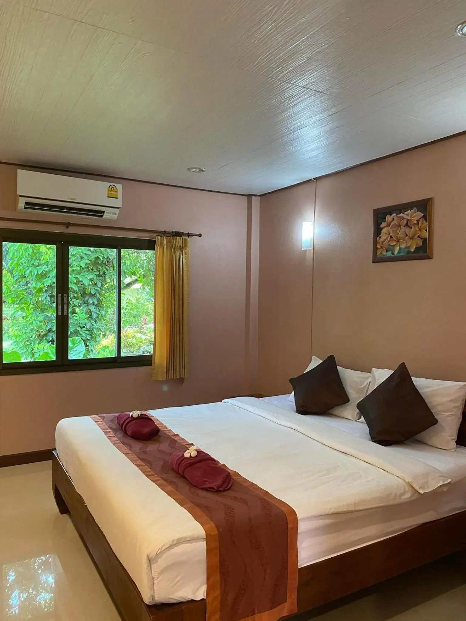 Bed in Khao Sok Nung House Bed in Khao Sok Nung House