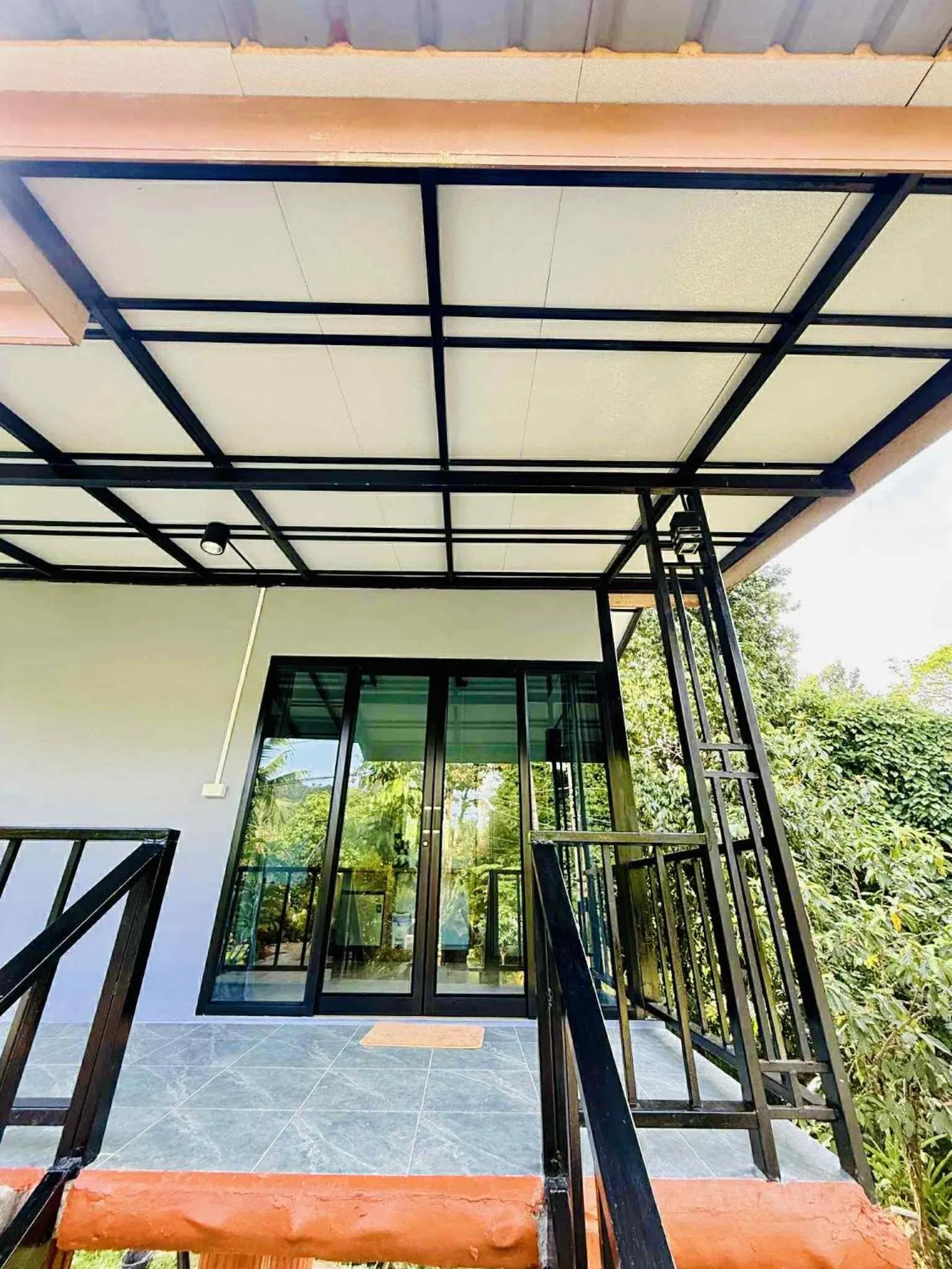 Property building in Khao Sok Nung House