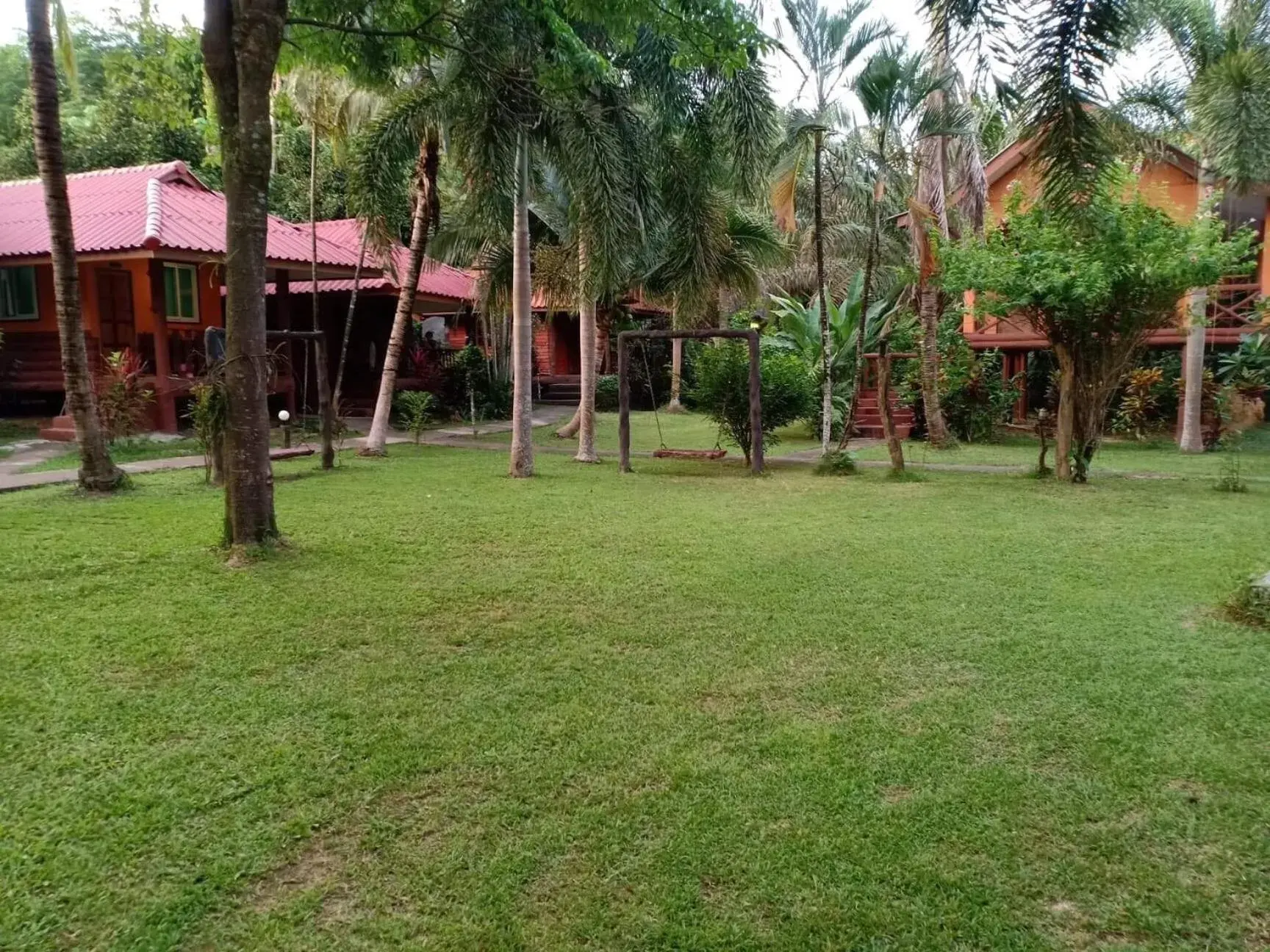 Bungalow with Fan in Khao Sok Nung House Bungalow with Fan in Khao Sok Nung House