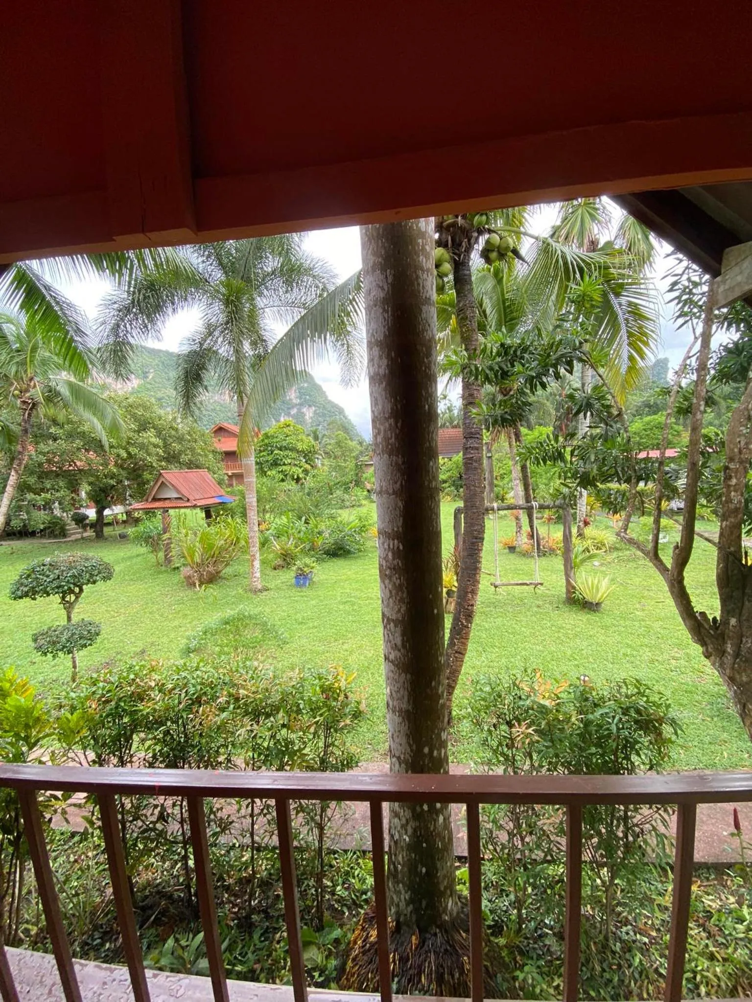 Day in Khao Sok Nung House