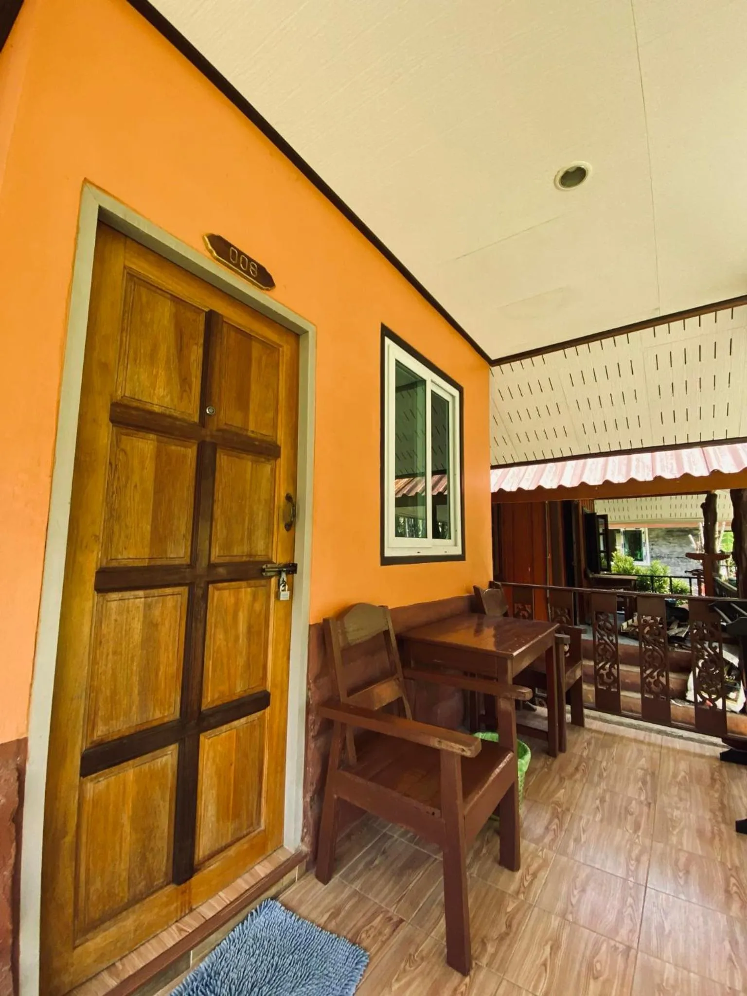 Dining area in Khao Sok Nung House