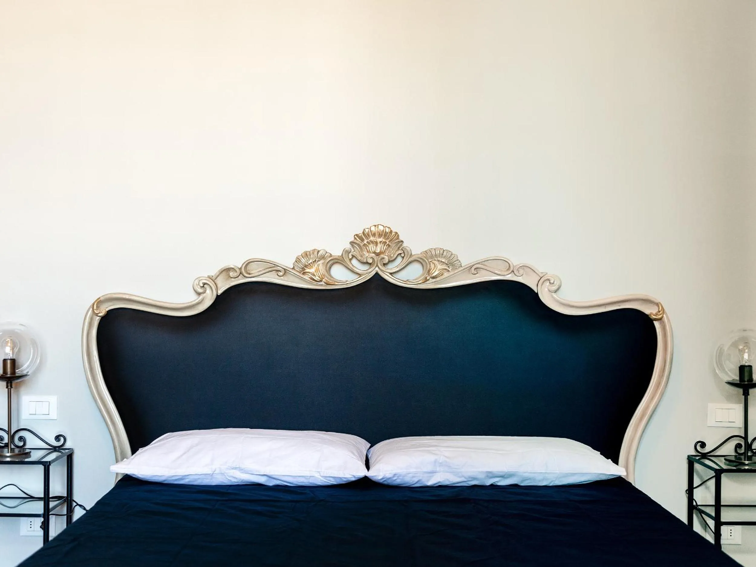 Bed in B&B Stupido Hotel