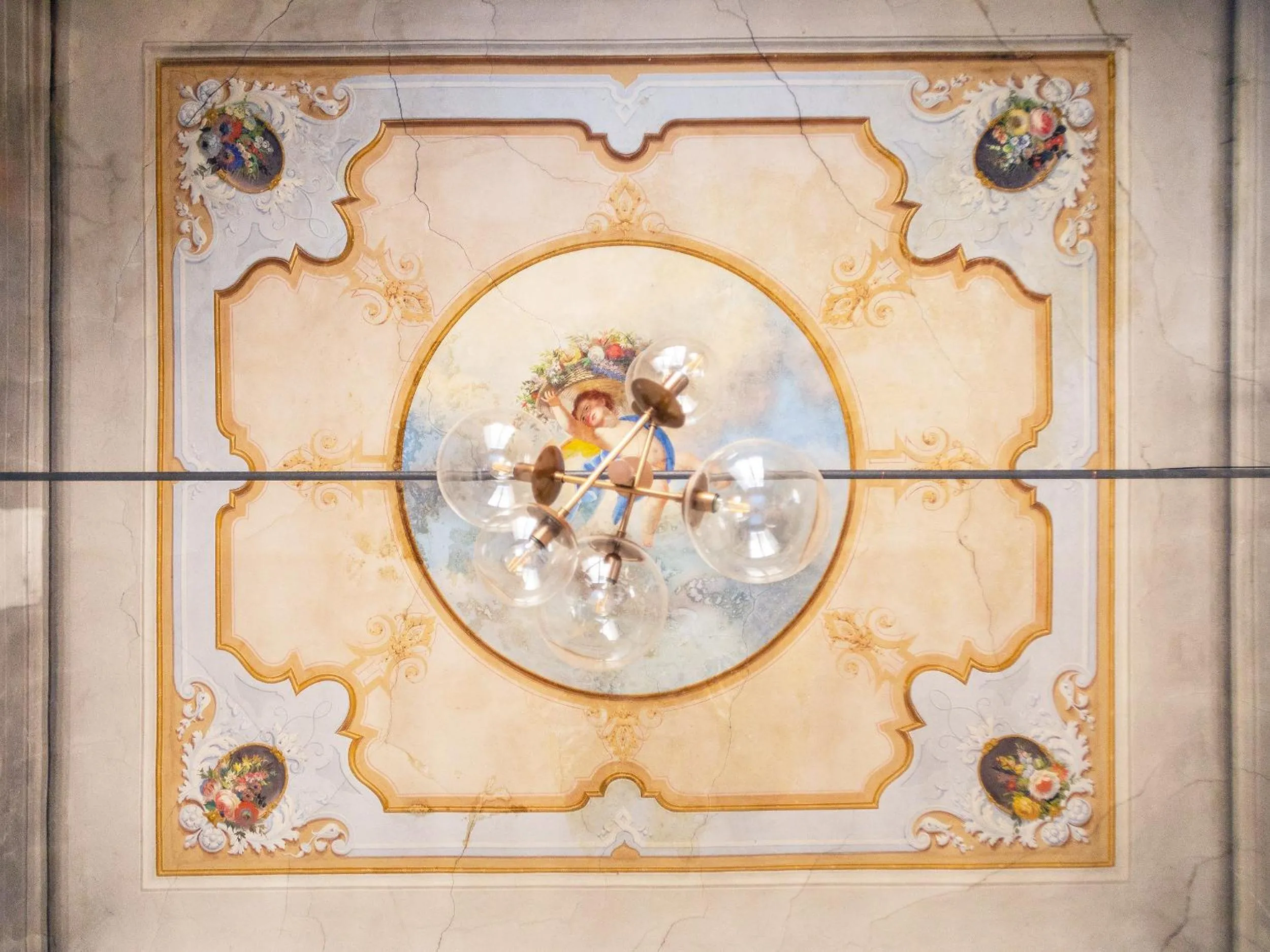 Decorative detail in B&B Stupido Hotel
