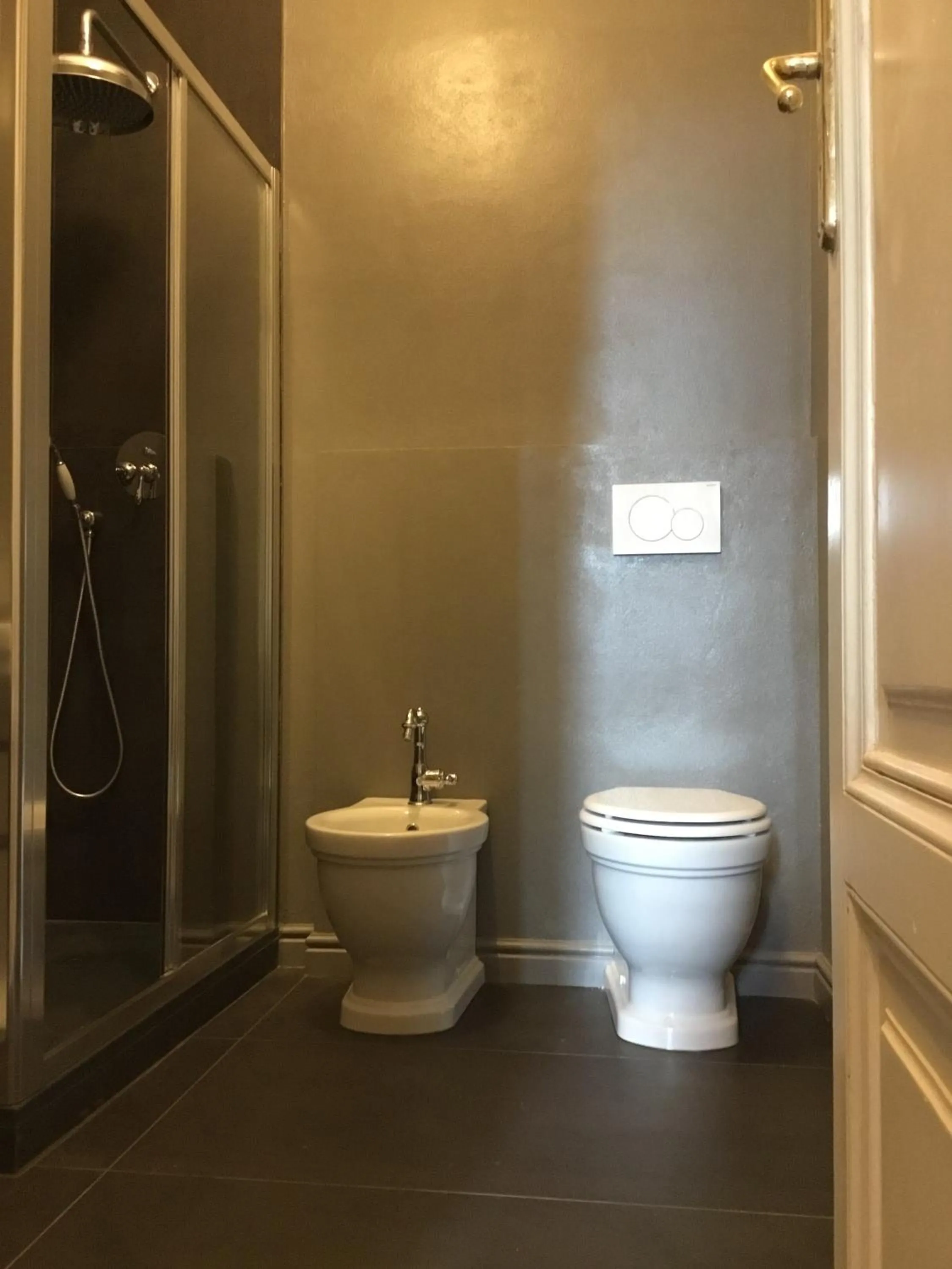 Bathroom in B&B Stupido Hotel
