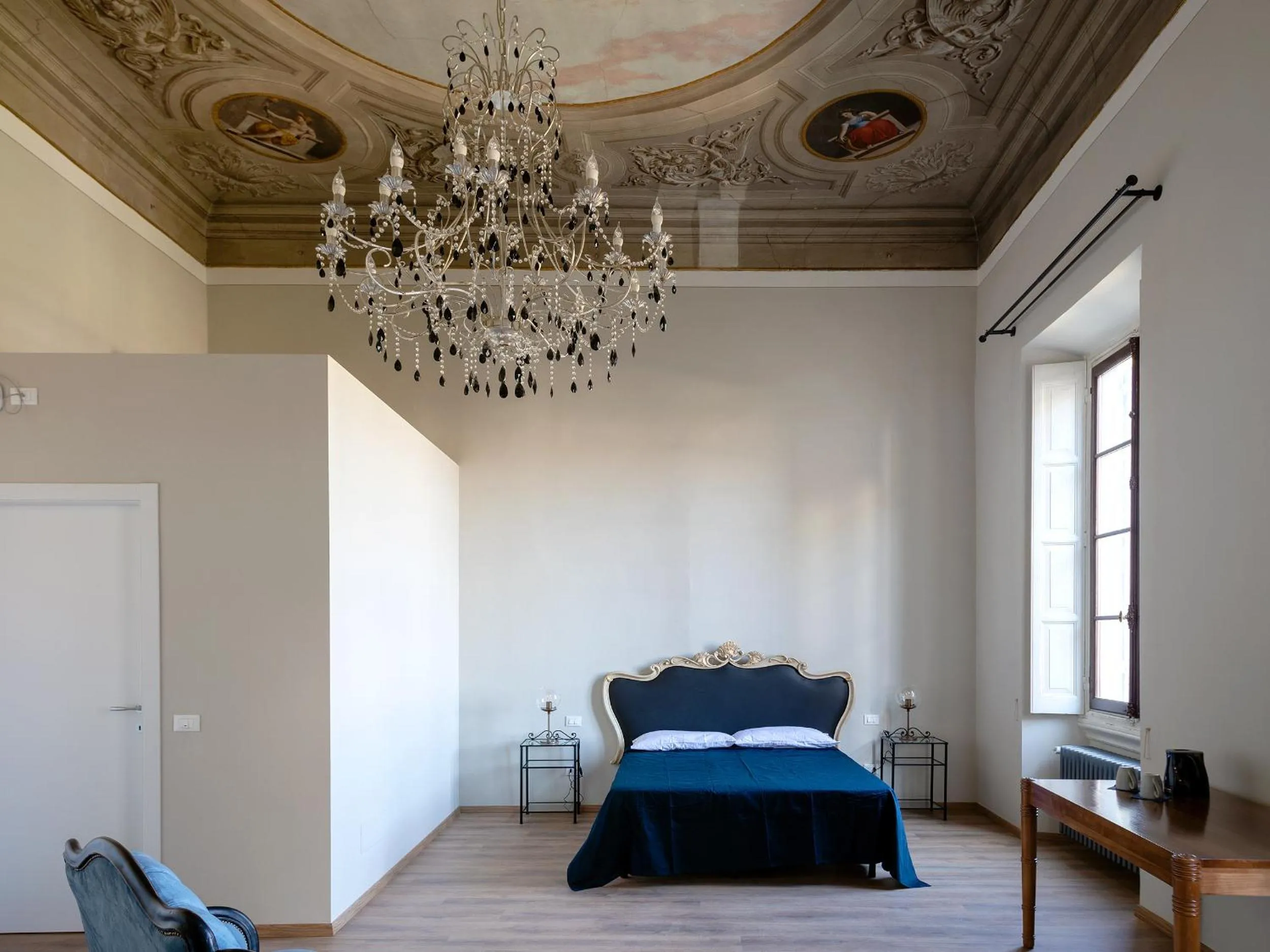 Photo of the whole room, Bed in B&B Stupido Hotel