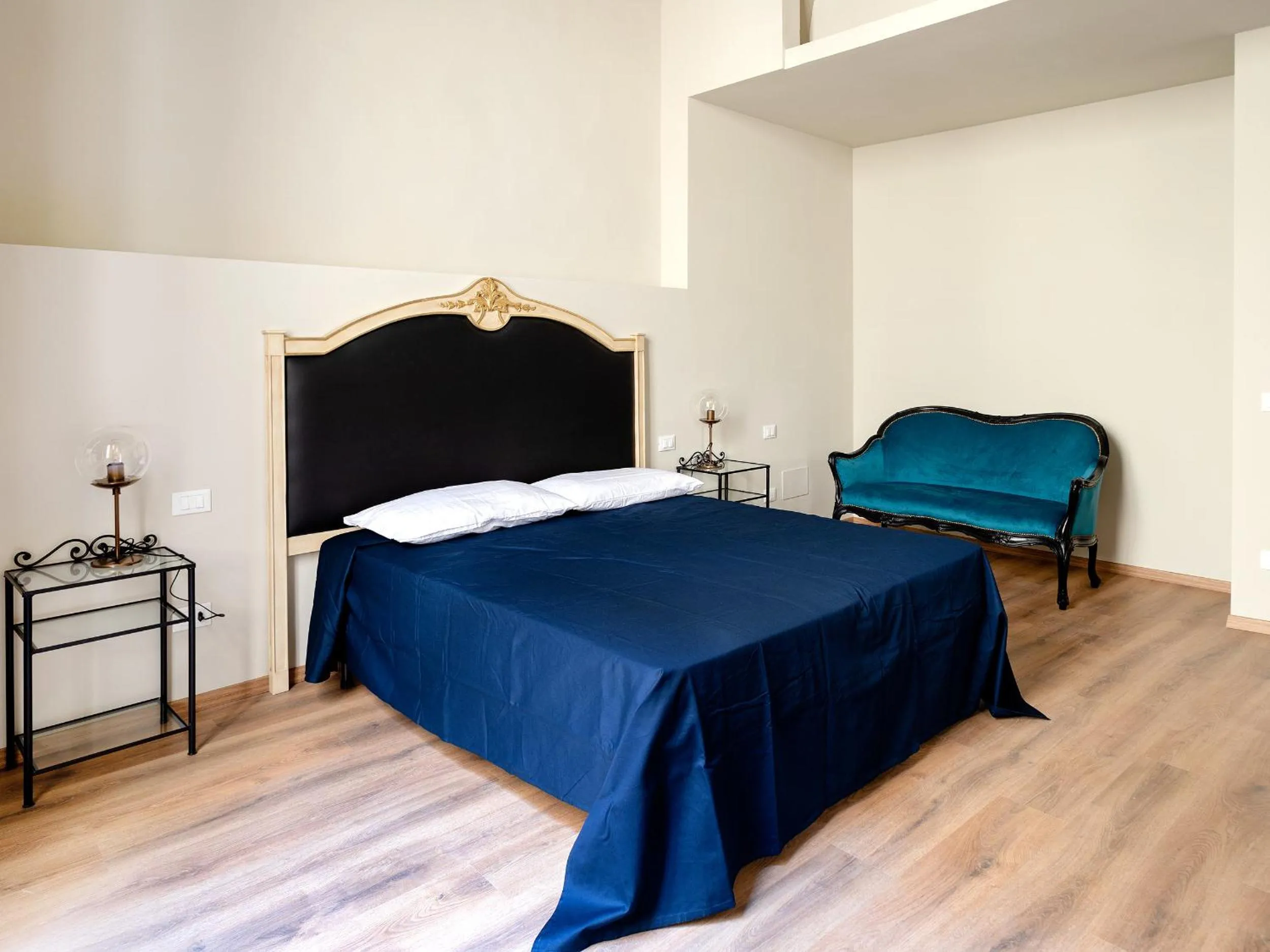 Photo of the whole room, Bed in B&B Stupido Hotel