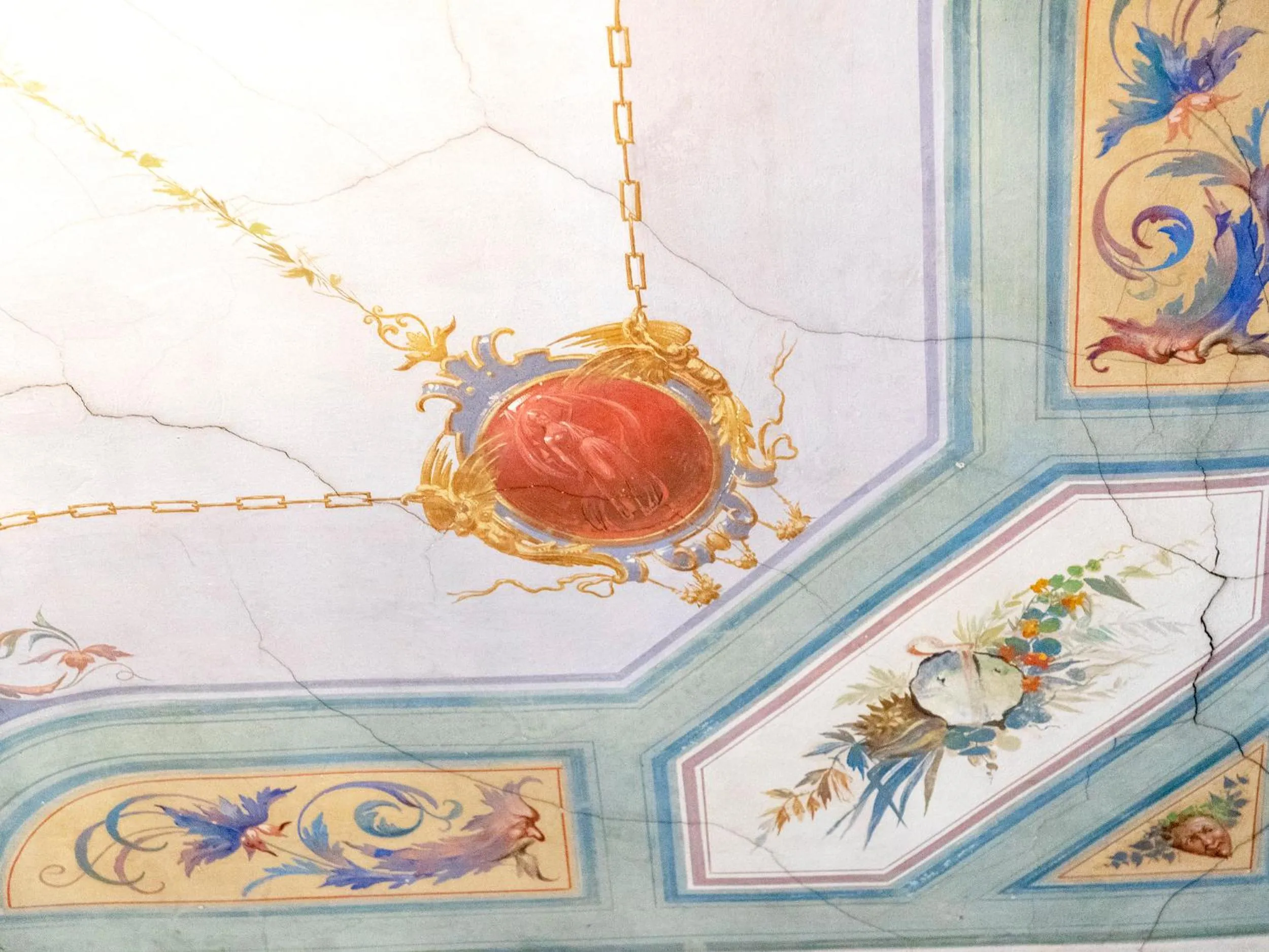 Decorative detail in B&B Stupido Hotel