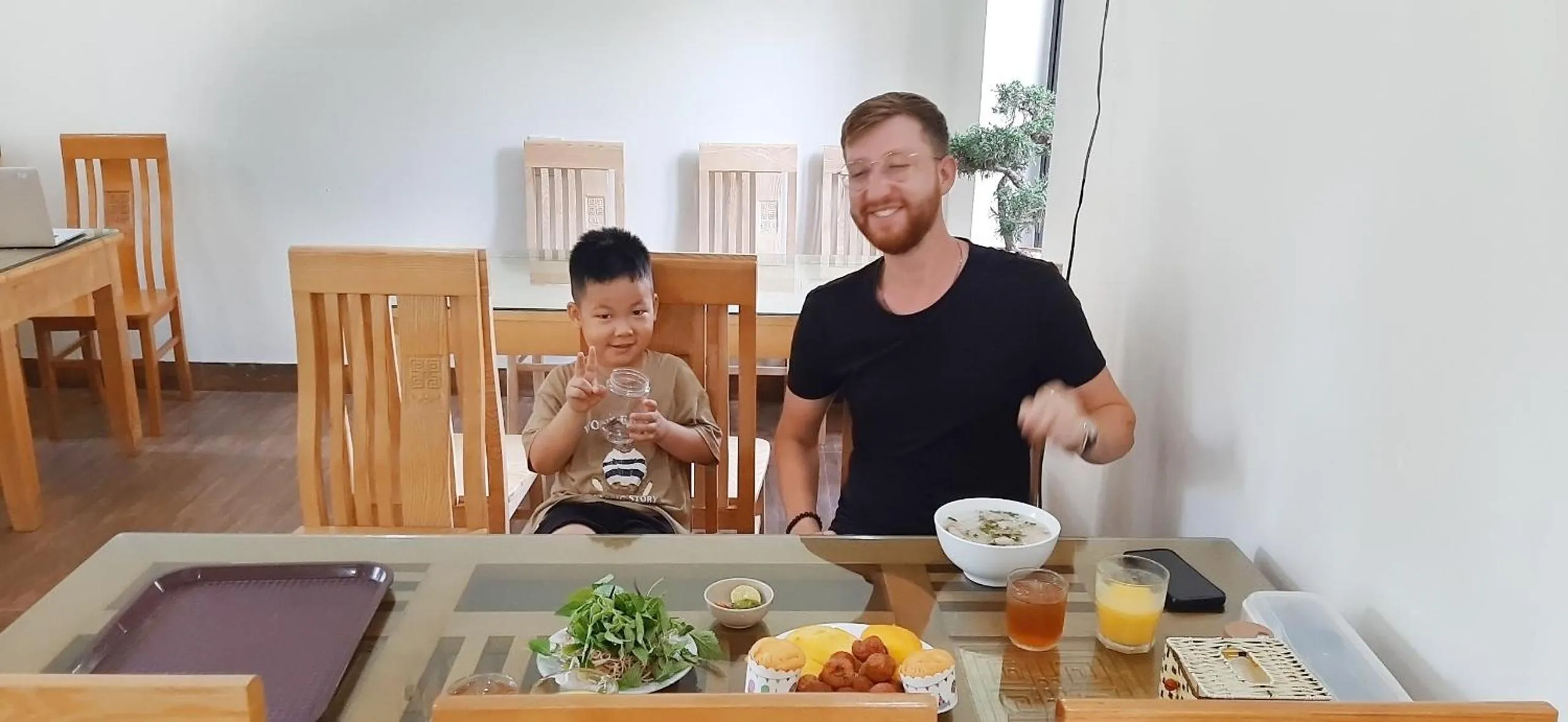 Restaurant/places to eat in Tam Coc Golden Sky Homestay