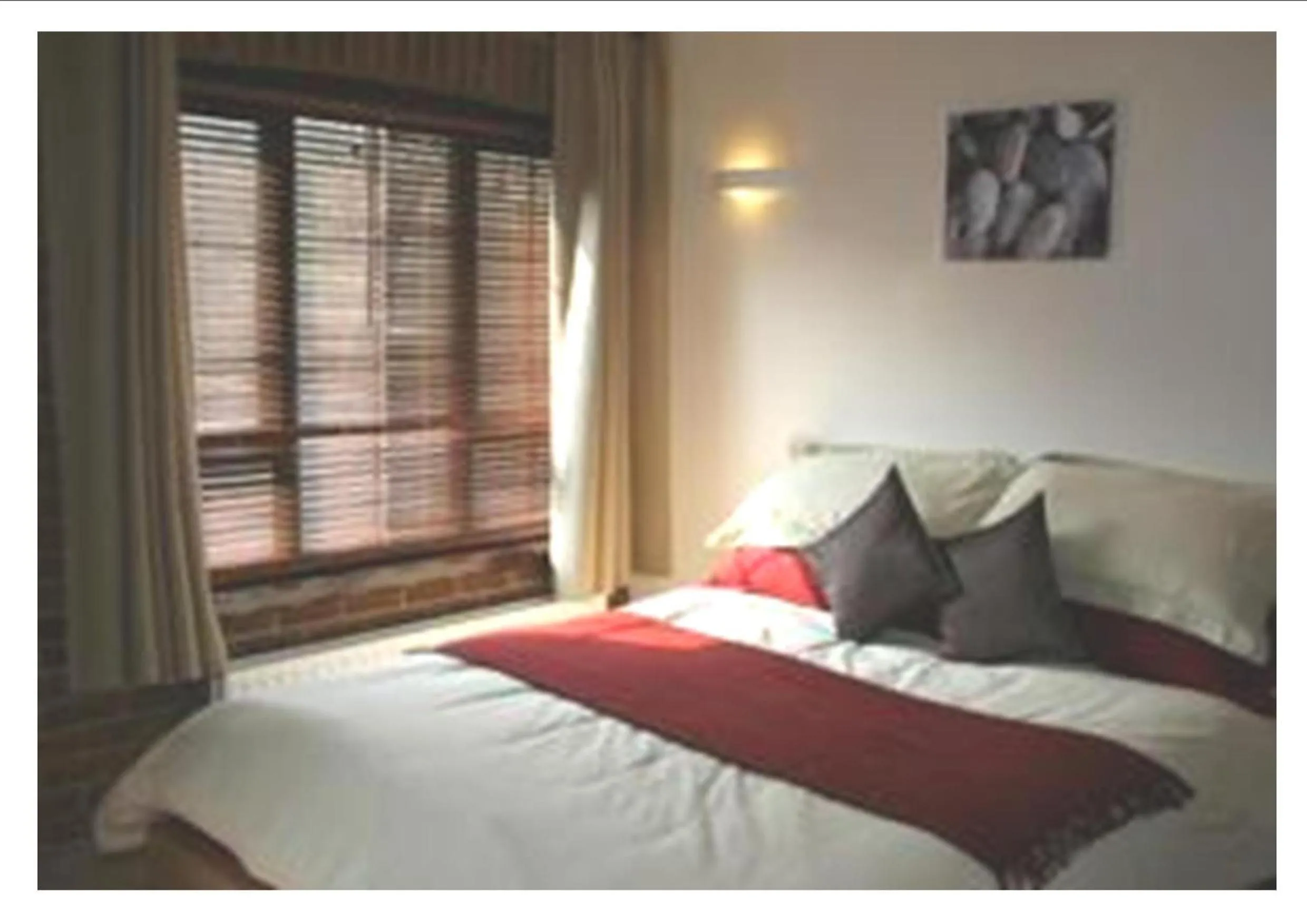 Bed in Hogs Head Hotel