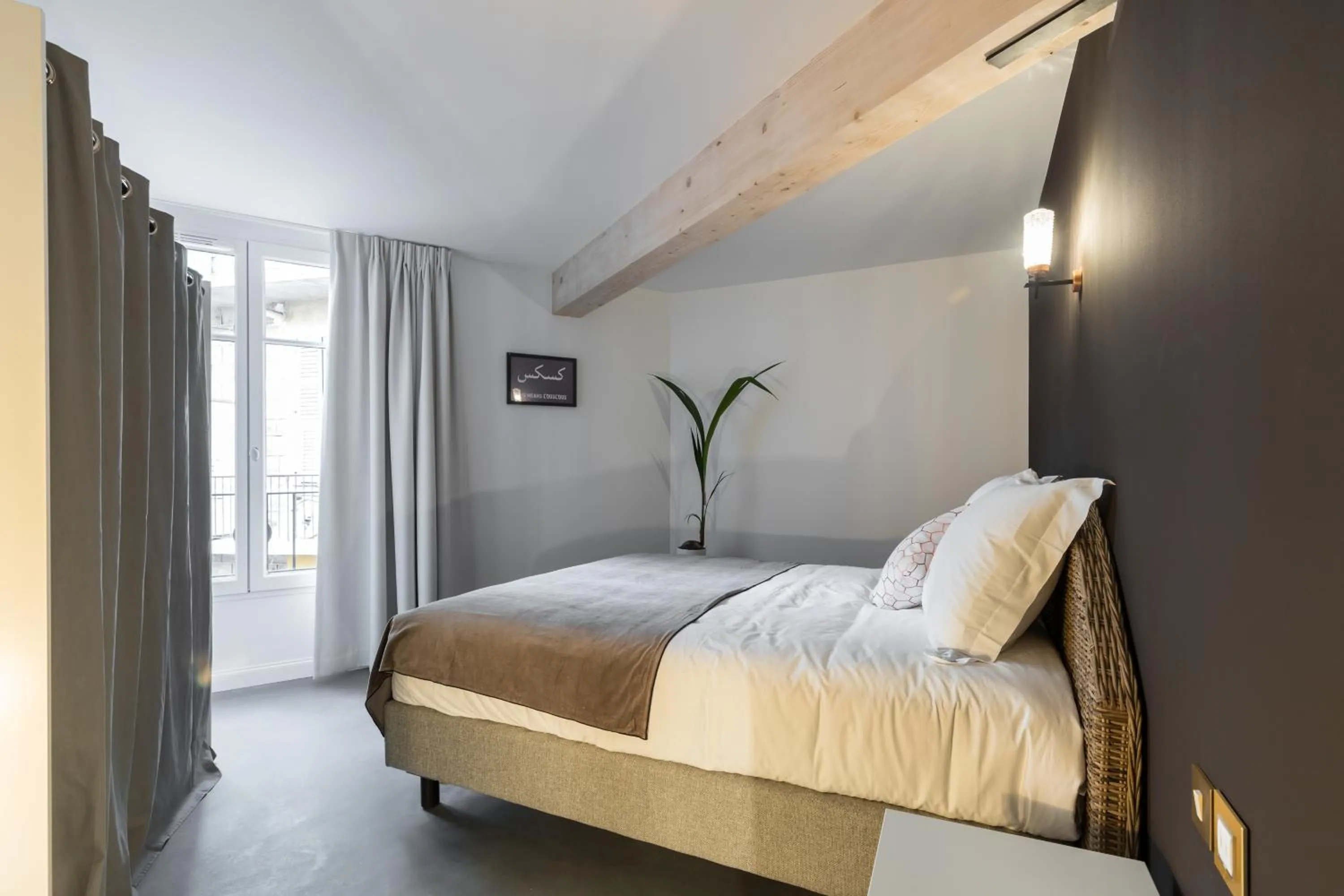 Bed in L'Abeille - Boutique Apartments