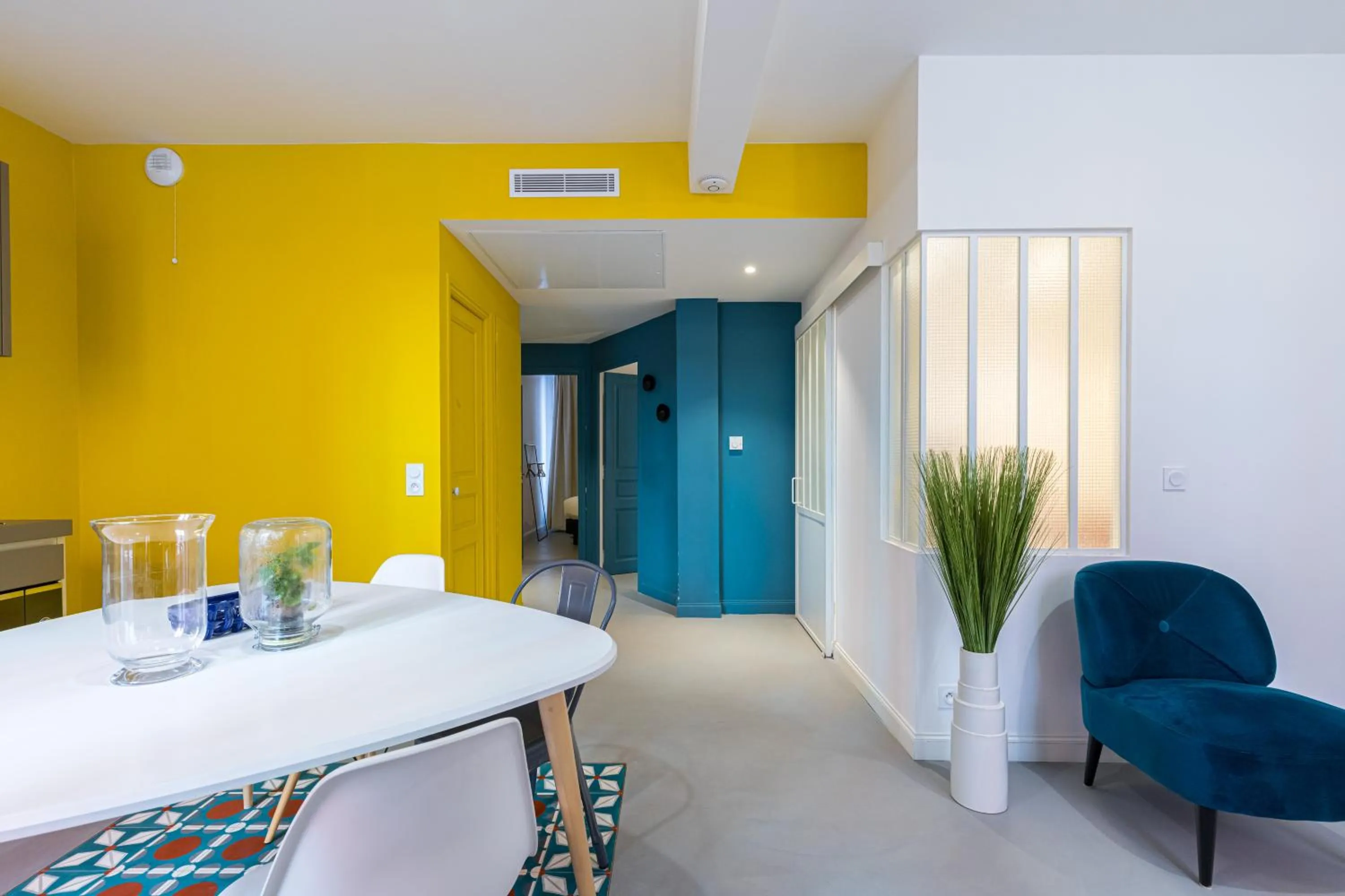 L'Abeille - Boutique Apartments