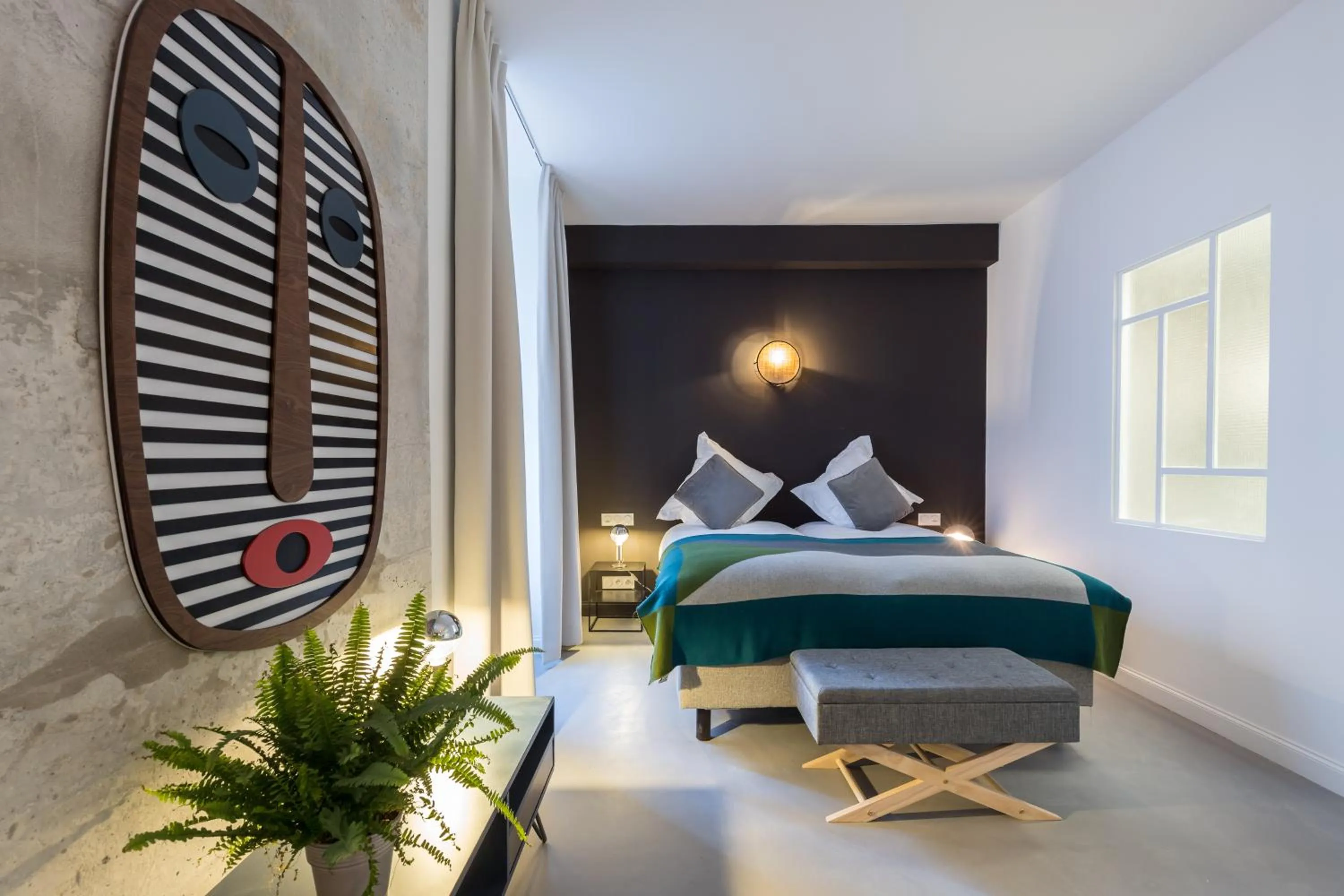 Bed in L'Abeille - Boutique Apartments