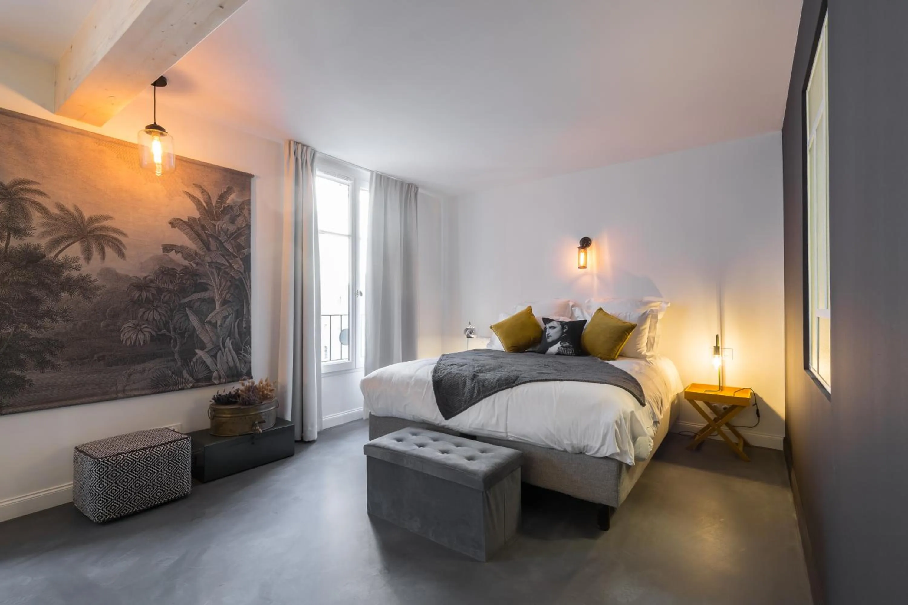 Winter, Bed in L'Abeille - Boutique Apartments
