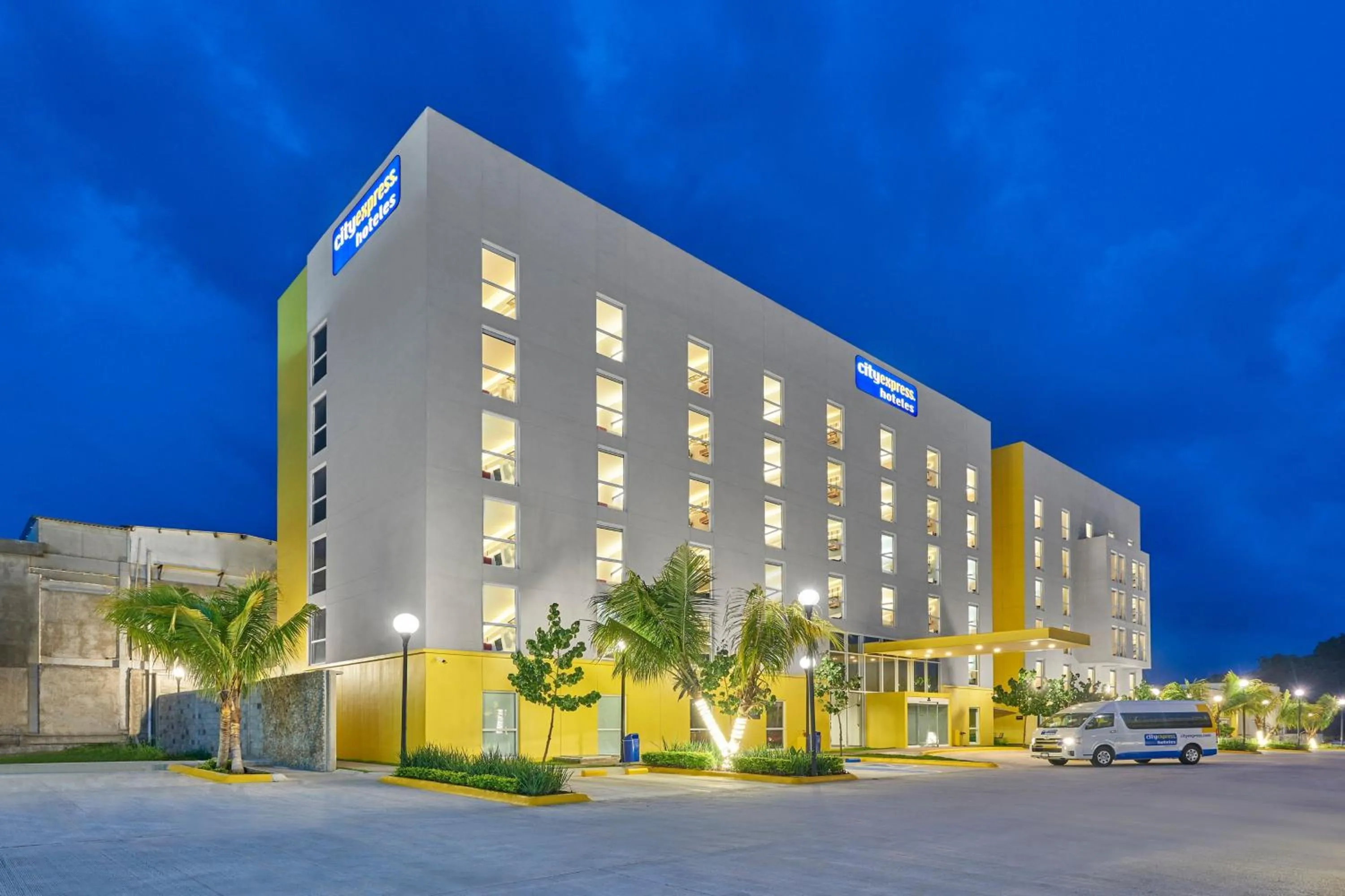 Property building in City Express by Marriott Tapachula