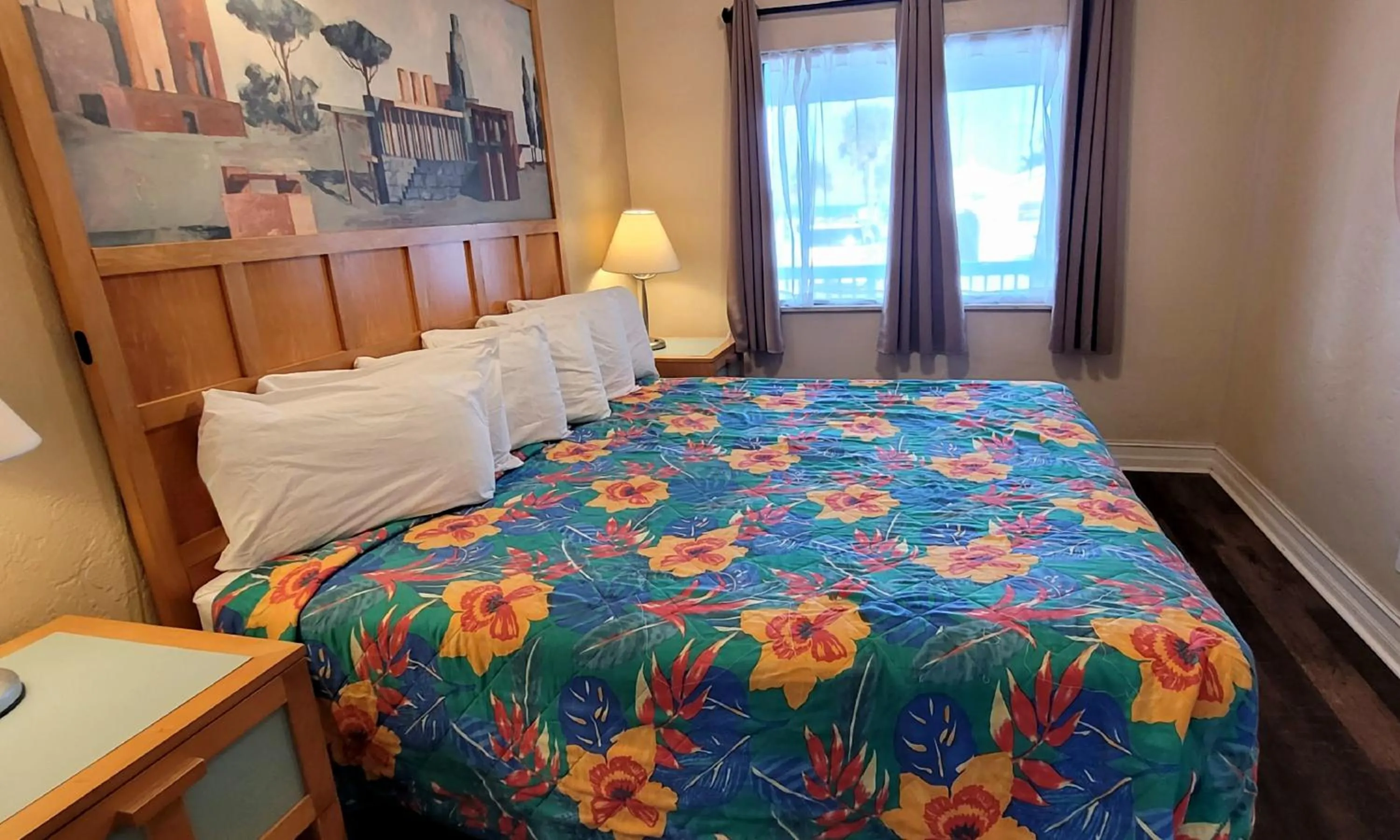 Bedroom, Bed in Sea Vista Motel