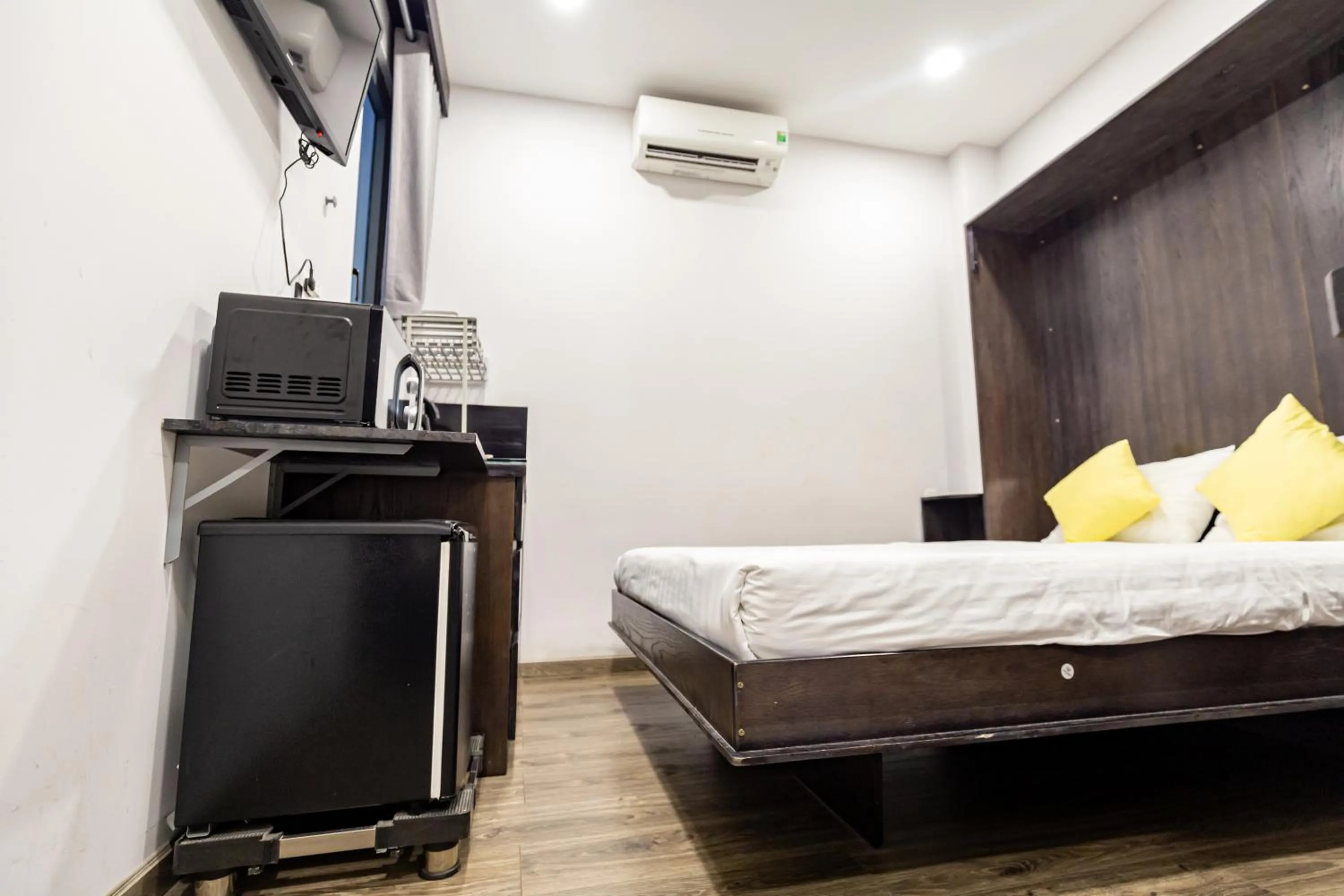 Bed in Brand New Cozy Home in D1 wBalcony