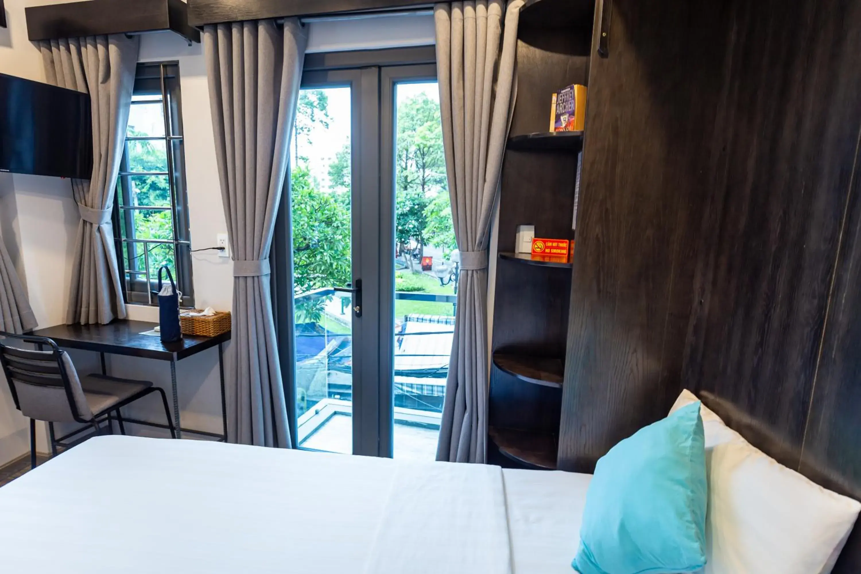 View (from property/room), Bed in Brand New Cozy Home in D1 wBalcony View (from property/room), Bed in Brand New Cozy Home in D1 wBalcony