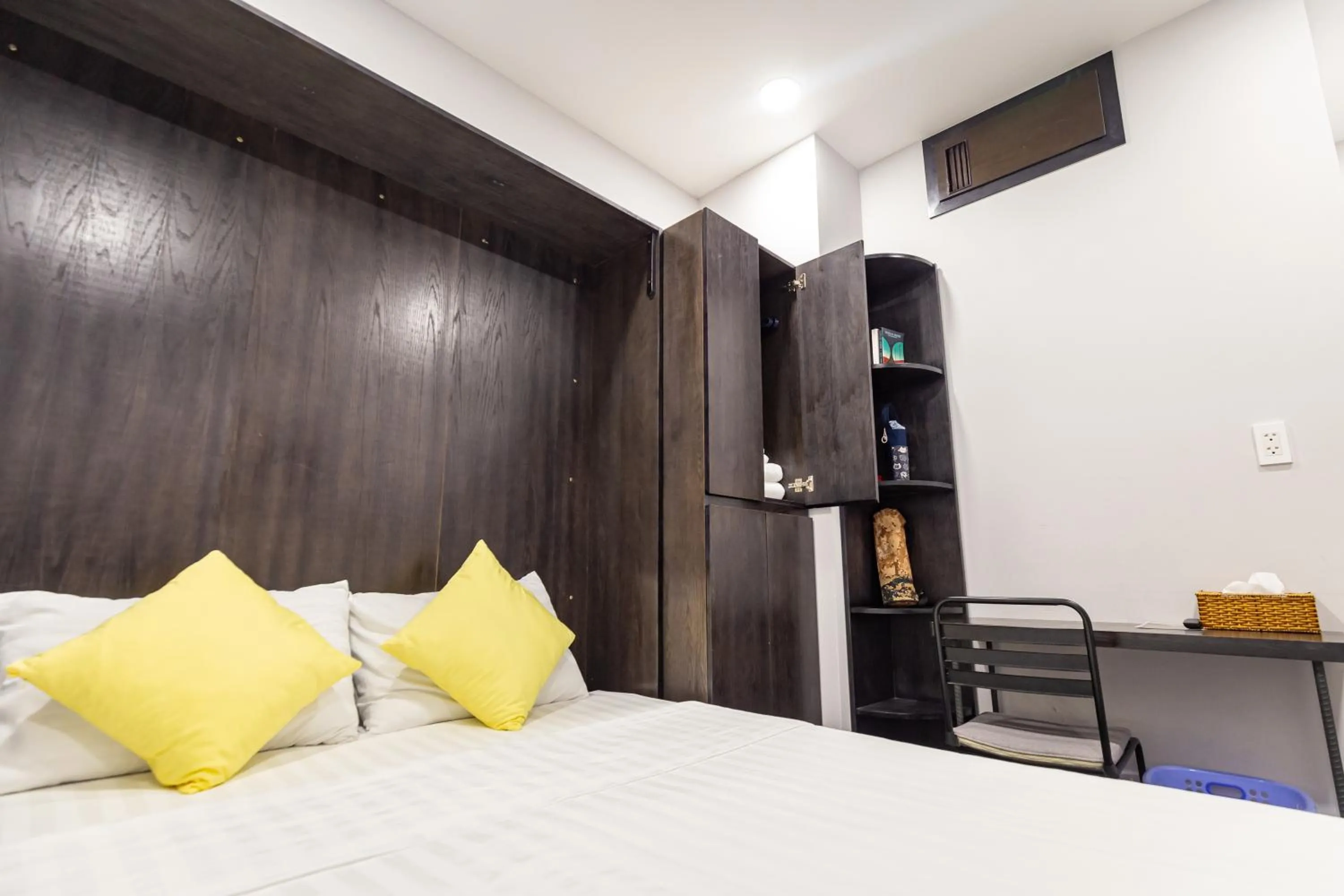 Bed in Brand New Cozy Home in D1 wBalcony