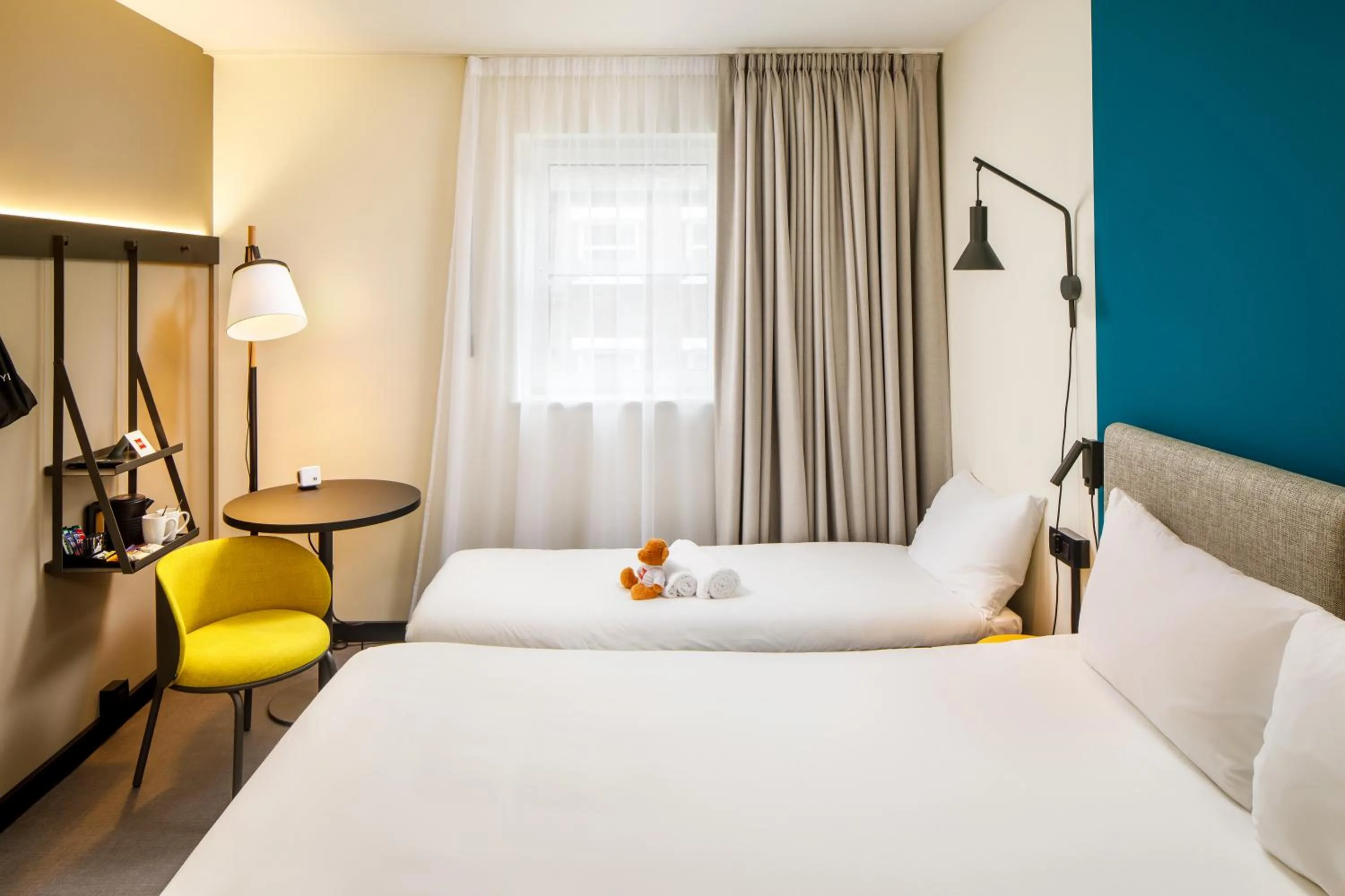 Photo of the whole room, Bed in ibis London Greenwich