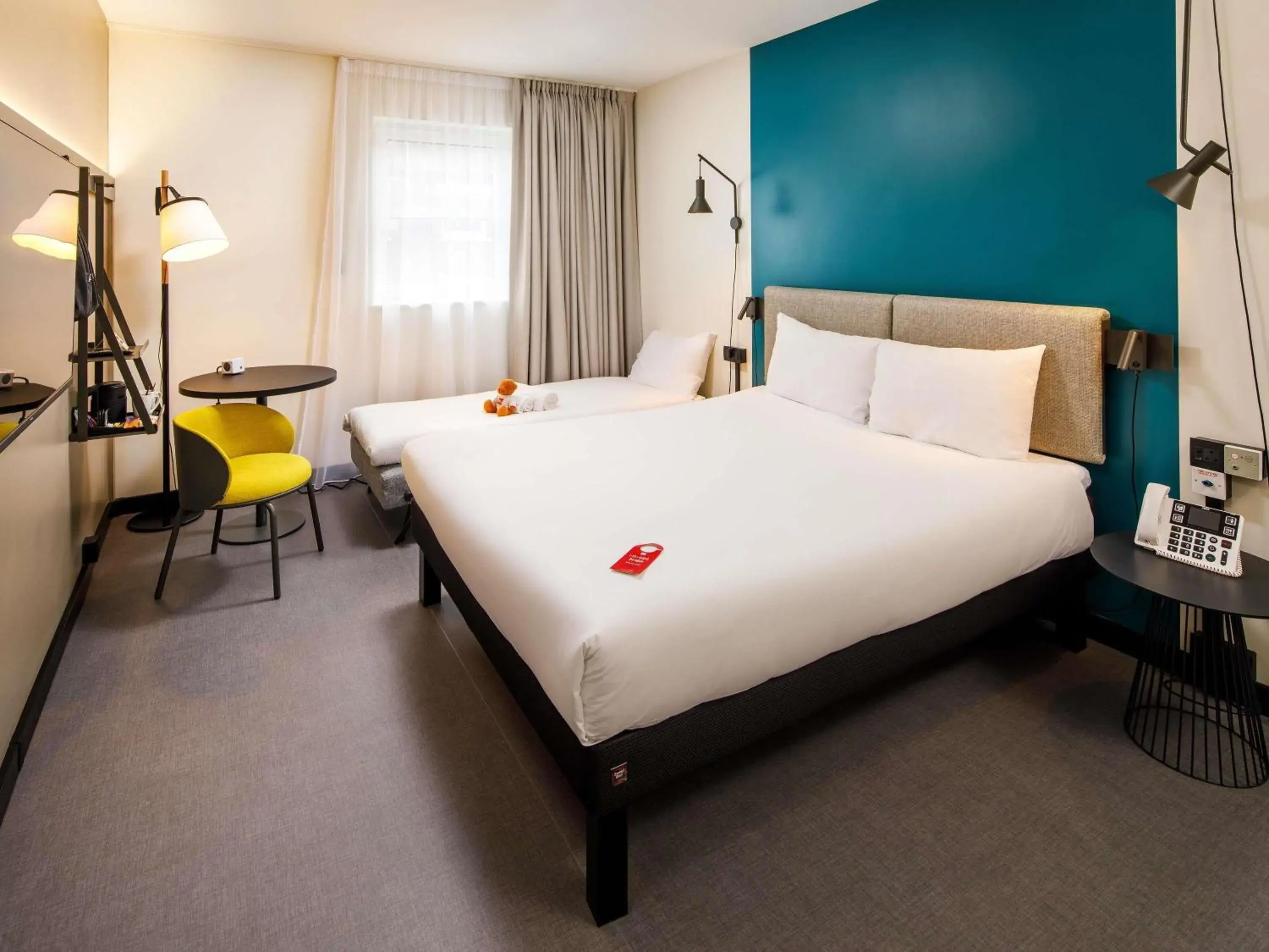 Bedroom, Bed in ibis London Greenwich Bedroom, Bed in ibis London Greenwich