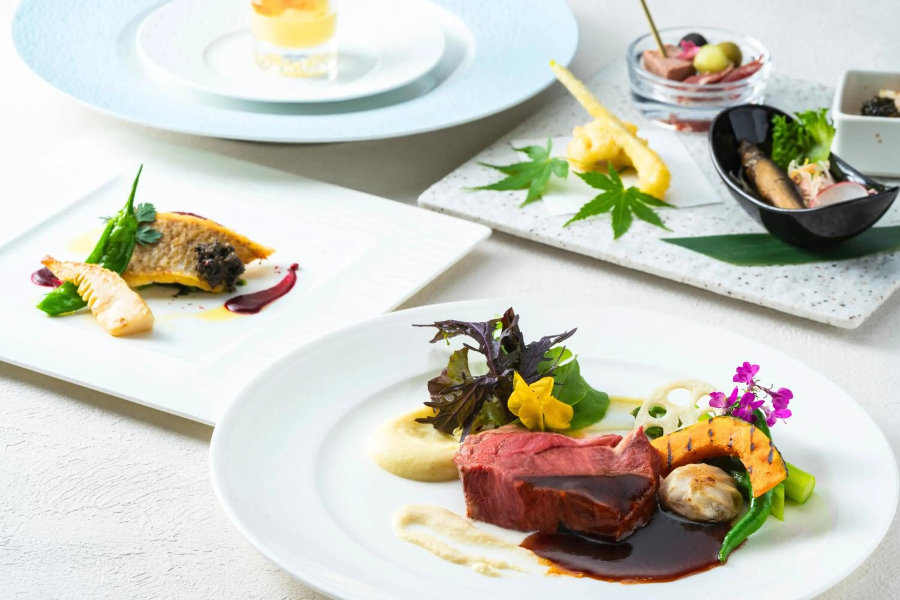 Restaurant/places to eat in Rihga Royal Gran Okinawa