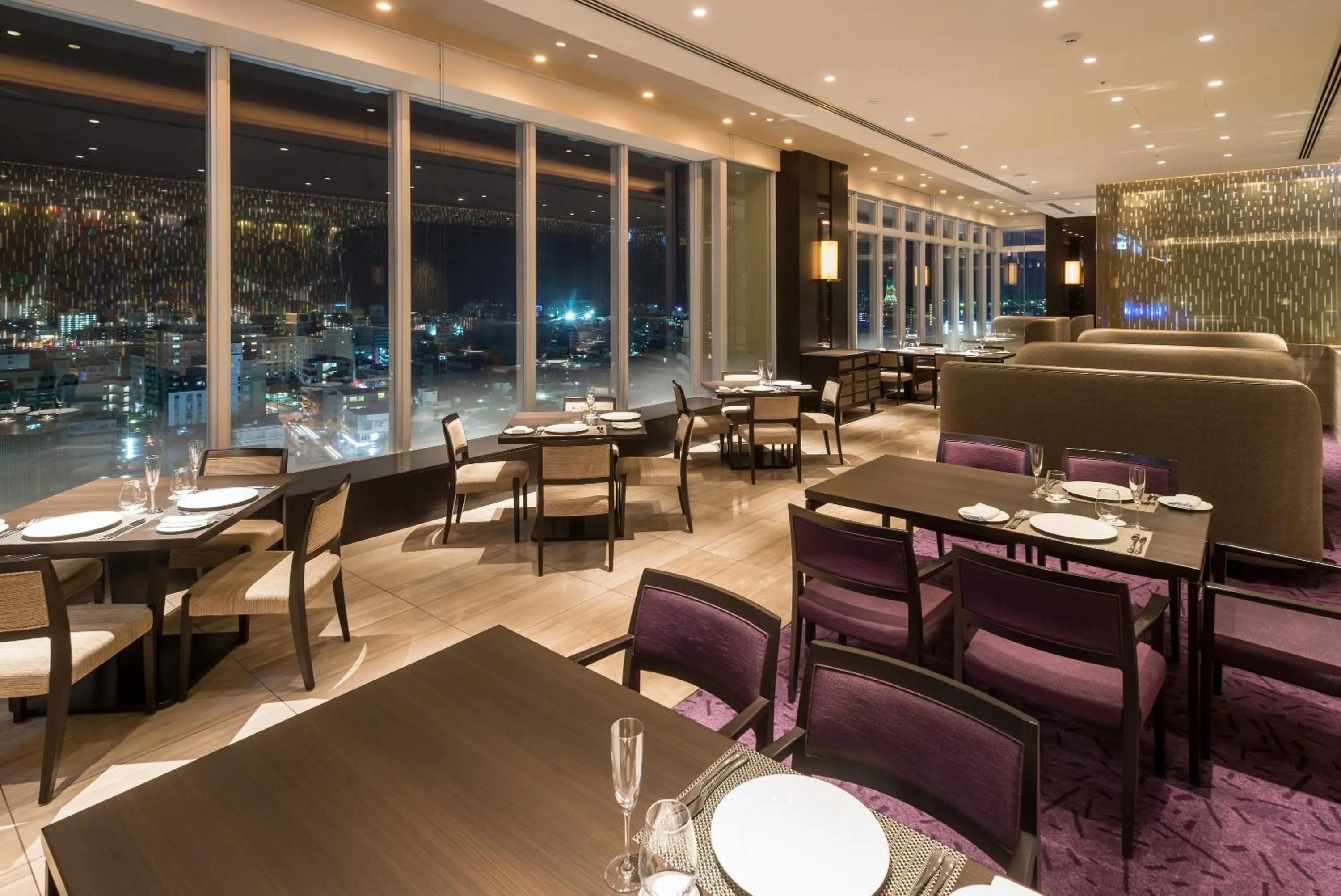 Restaurant/places to eat in Rihga Royal Gran Okinawa