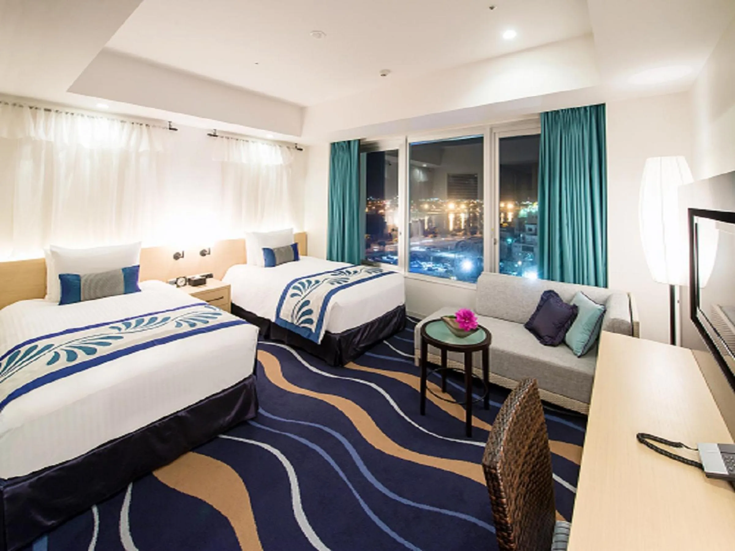 Standard Twin Room with Harbor View - Non-Smoking in Rihga Royal Gran Okinawa