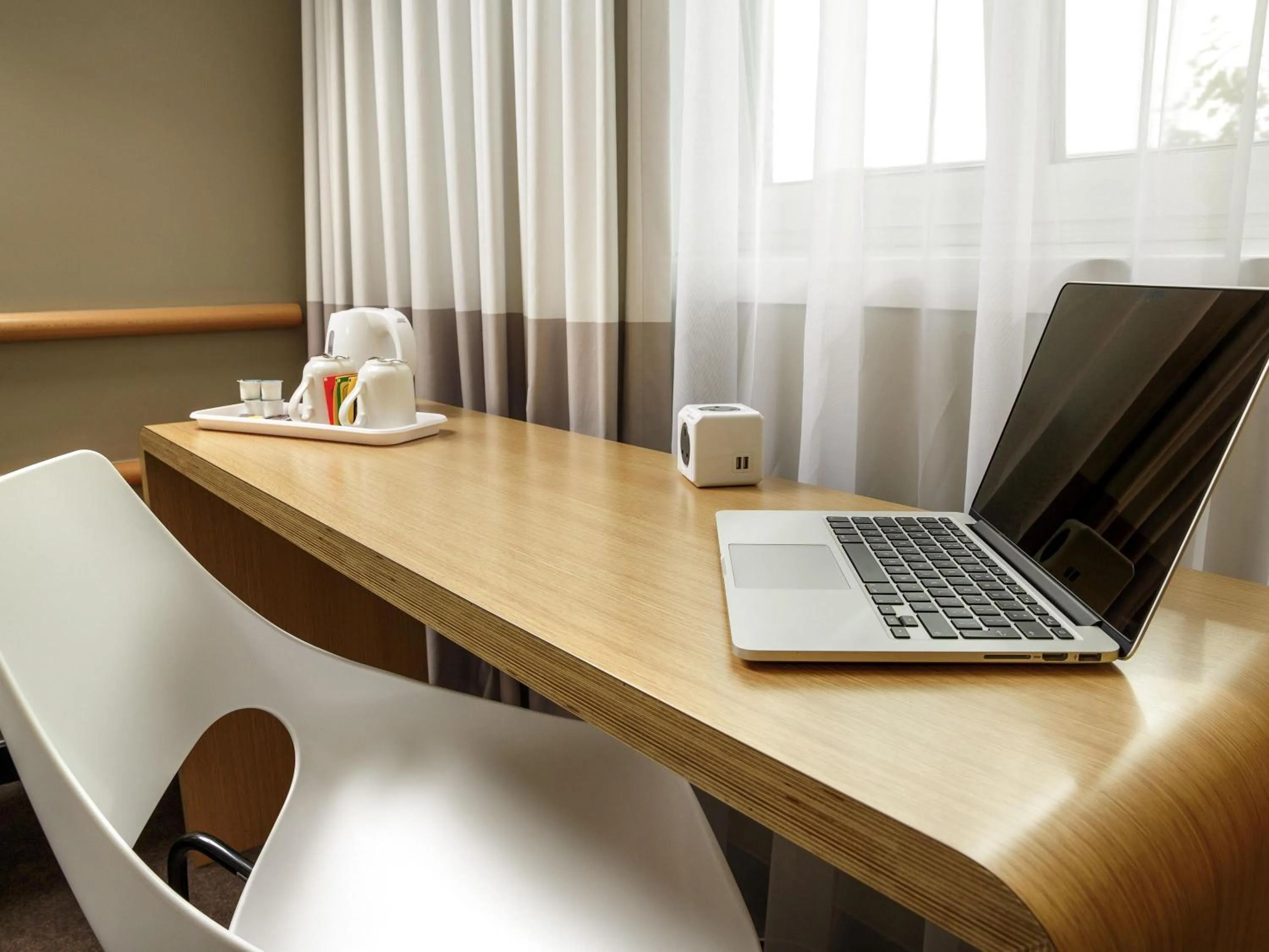 Bedroom in ibis London Stratford