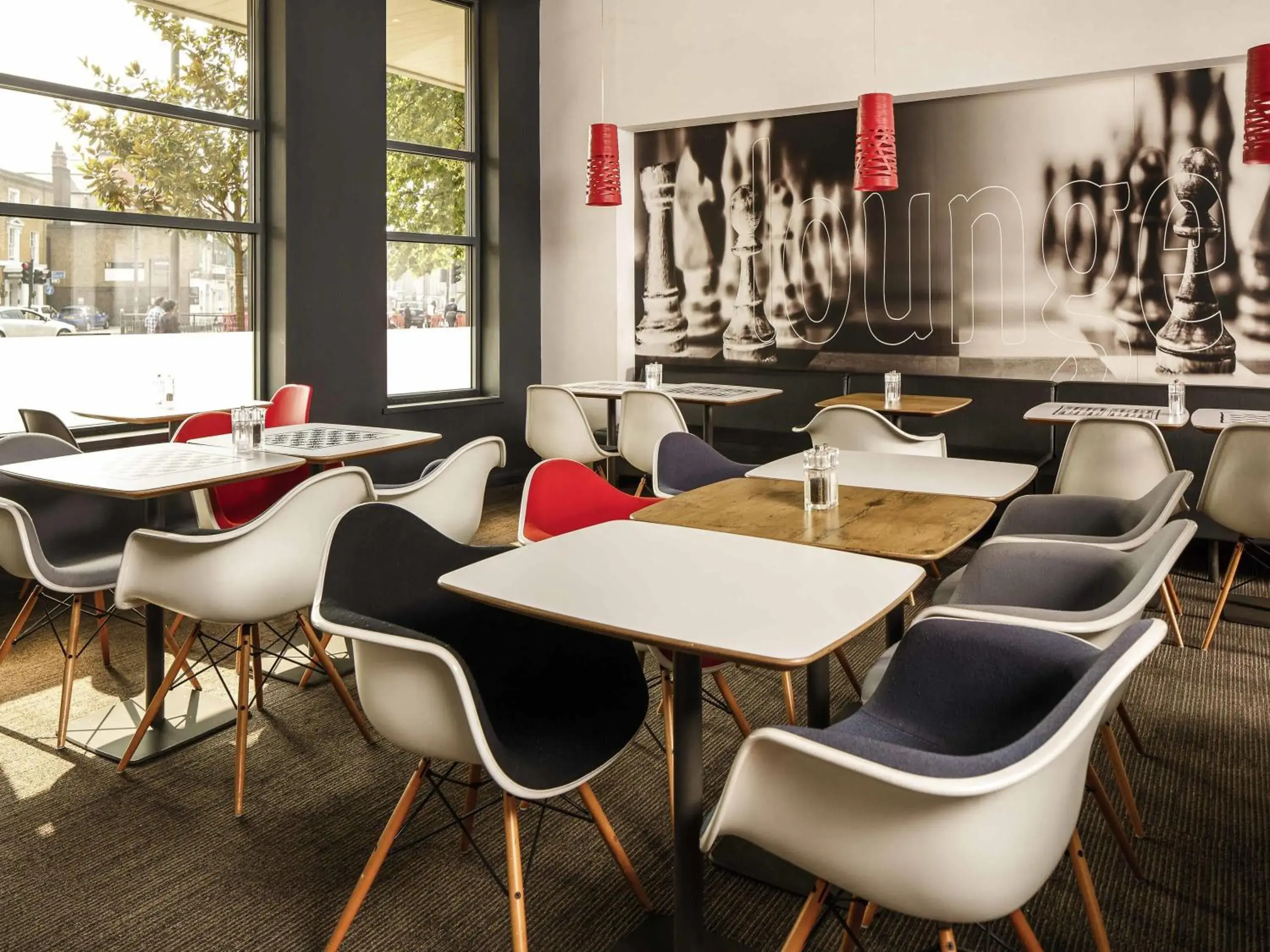 Restaurant/places to eat in ibis London Stratford Restaurant/places to eat in ibis London Stratford