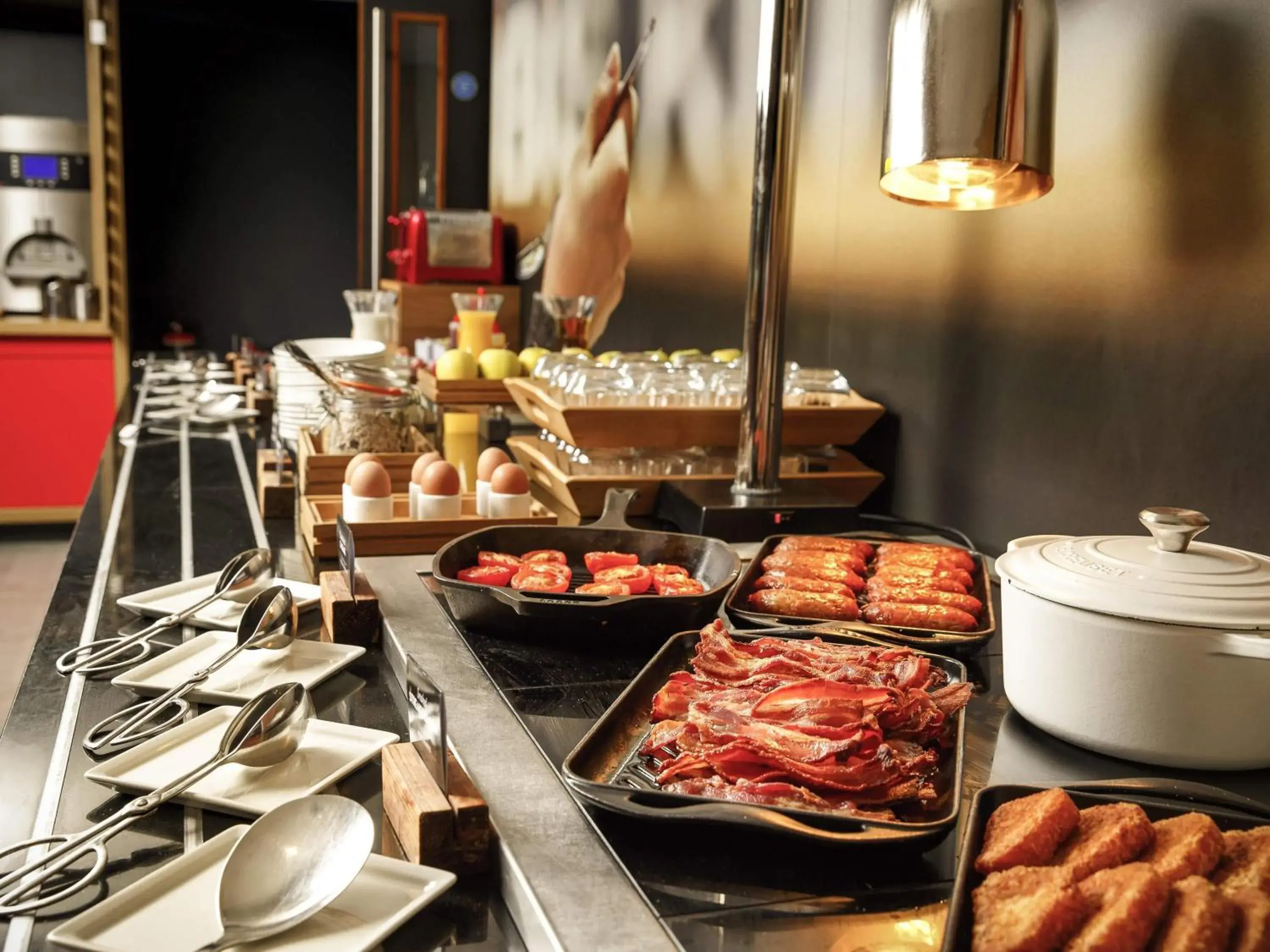 Restaurant/places to eat in ibis London Stratford Restaurant/places to eat in ibis London Stratford