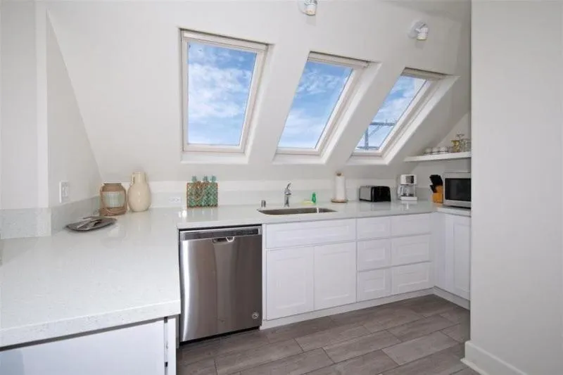 Property building in 125-Fun In The Sun Penthouse