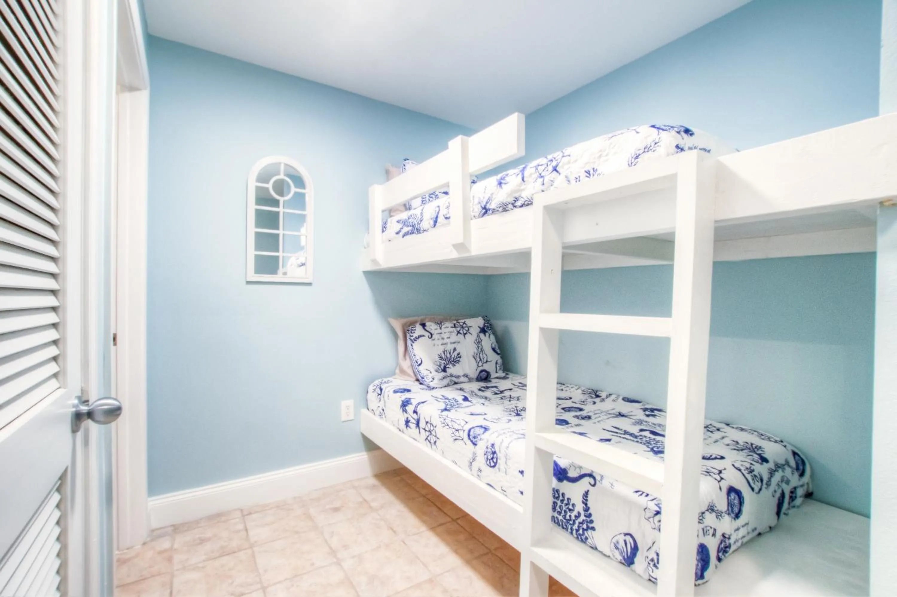 Bed in Laketown Wharf 1135 By Aneliya