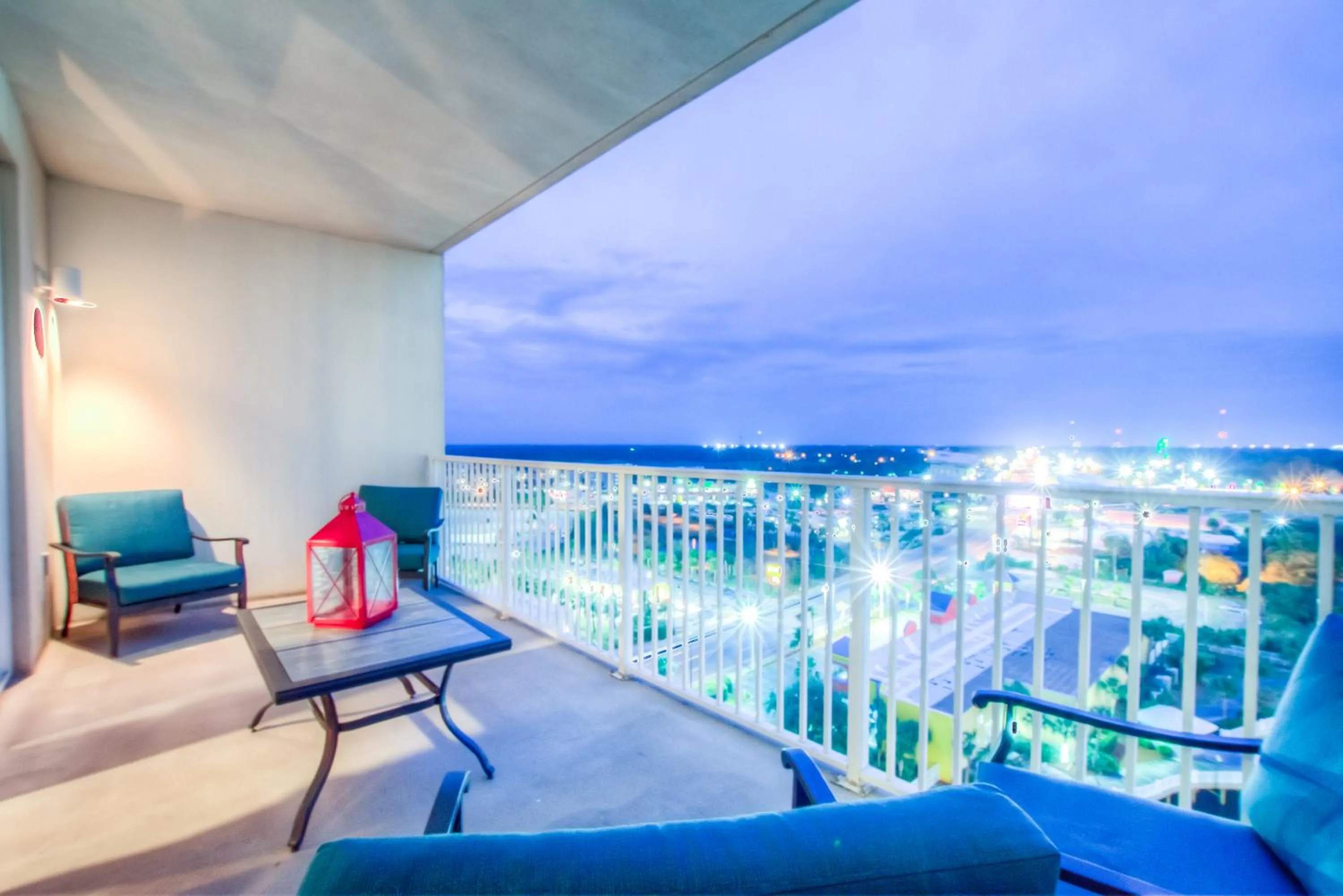 Laketown Wharf 1135 By Aneliya