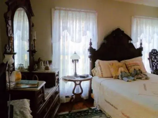 Bed in Belle Aire Mansion Guest House Bed in Belle Aire Mansion Guest House