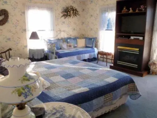 Bed in Belle Aire Mansion Guest House Bed in Belle Aire Mansion Guest House