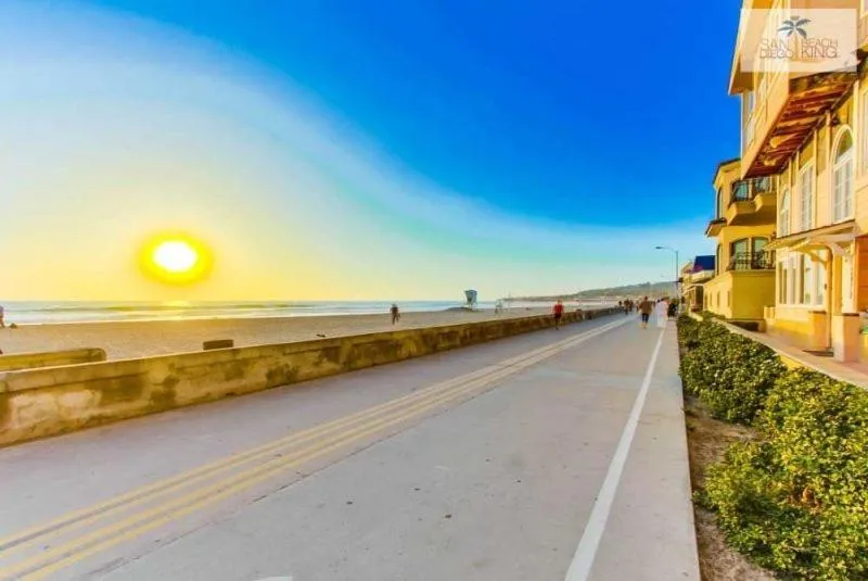 Property building in 200-Surf Stars Penthouse