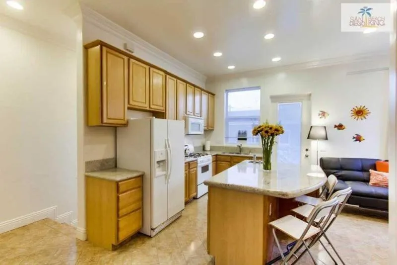 Property building in 200-Surf Stars Penthouse