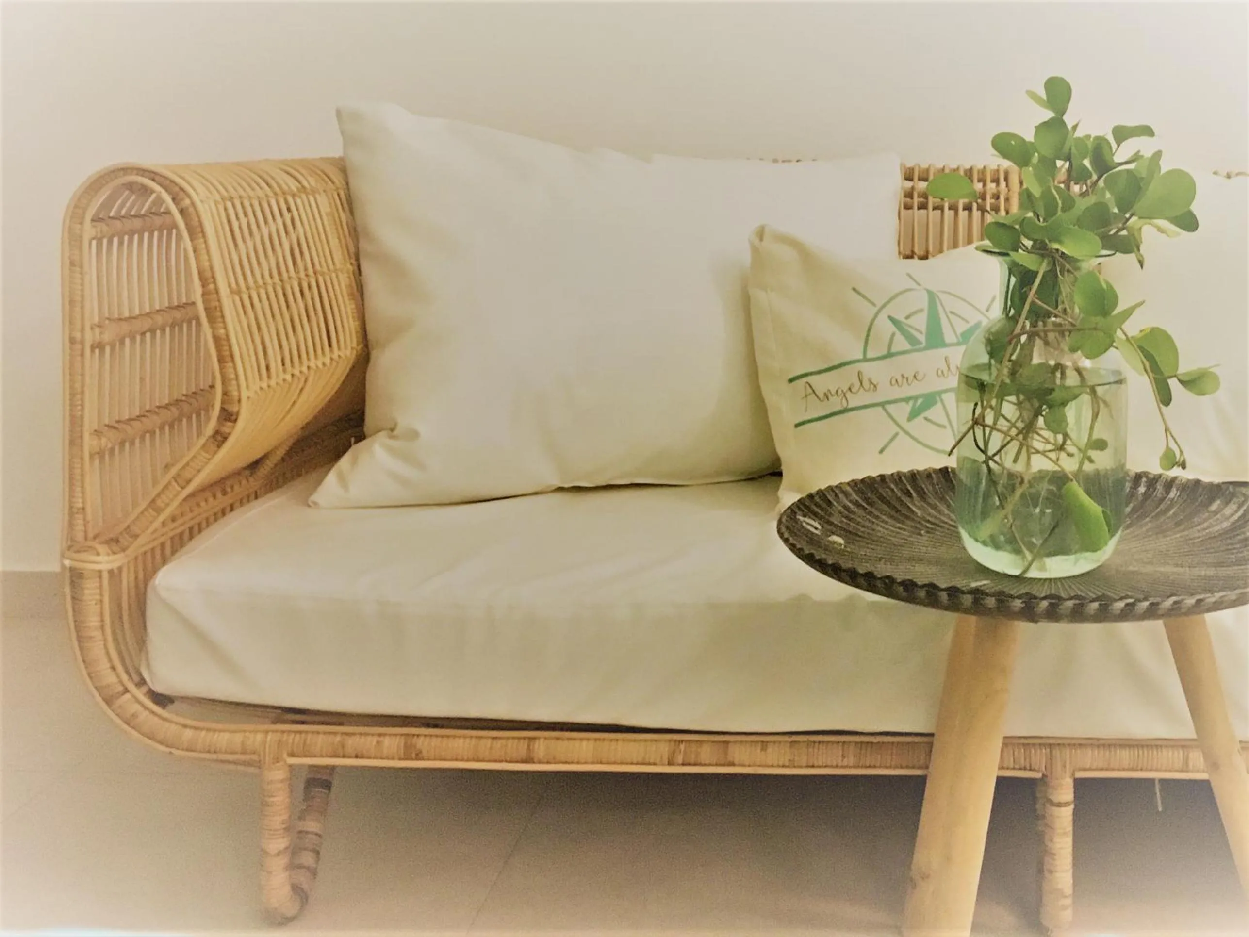 Deluxe Double Room with Balcony and Sea View in Trinco Beach by DSK