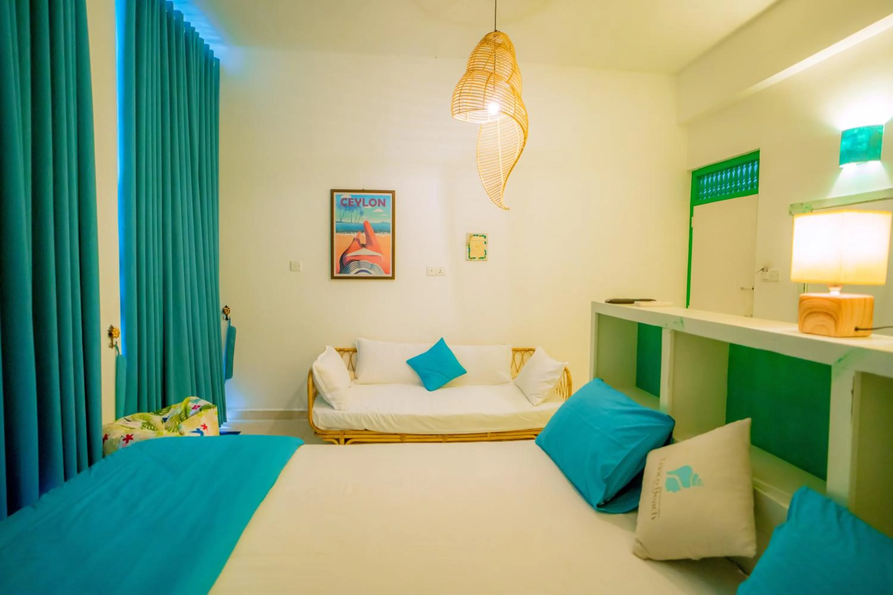 Trinco Beach by DSK