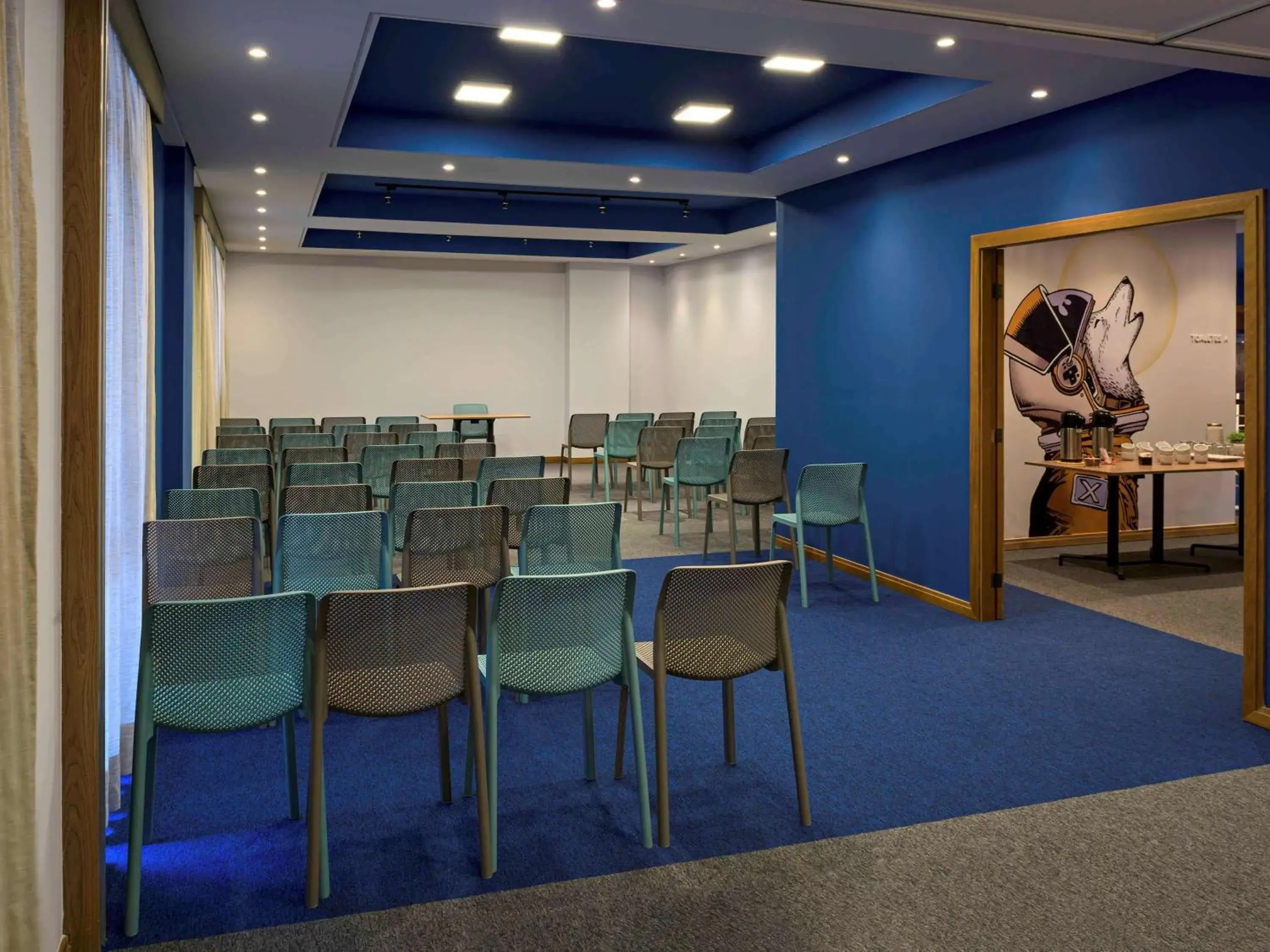 Property building in Hotel Euro Suite Curitiba Batel By Nacional Inn Property building in Hotel Euro Suite Curitiba Batel By Nacional Inn