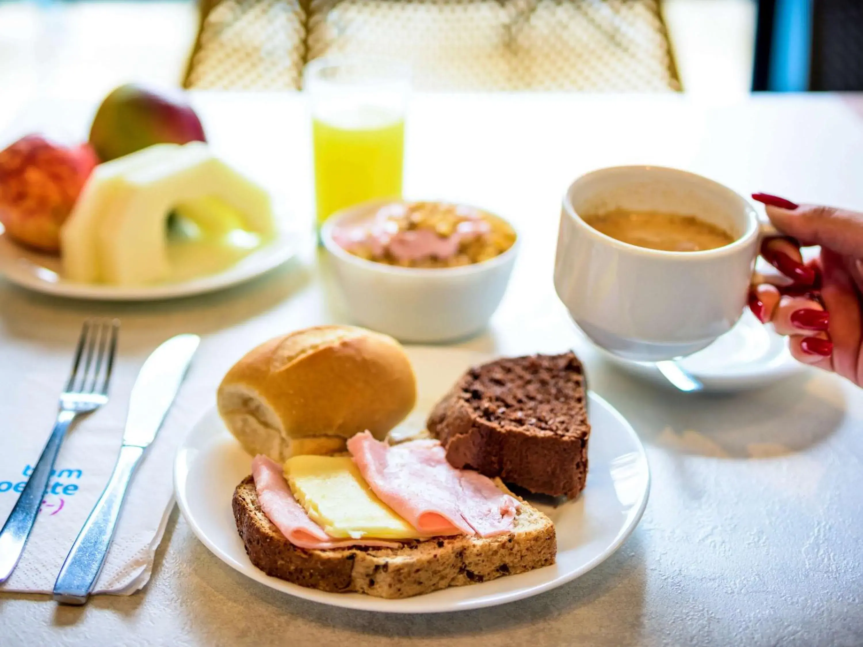 Restaurant/places to eat in Hotel Euro Suite Curitiba Batel By Nacional Inn Restaurant/places to eat in Hotel Euro Suite Curitiba Batel By Nacional Inn