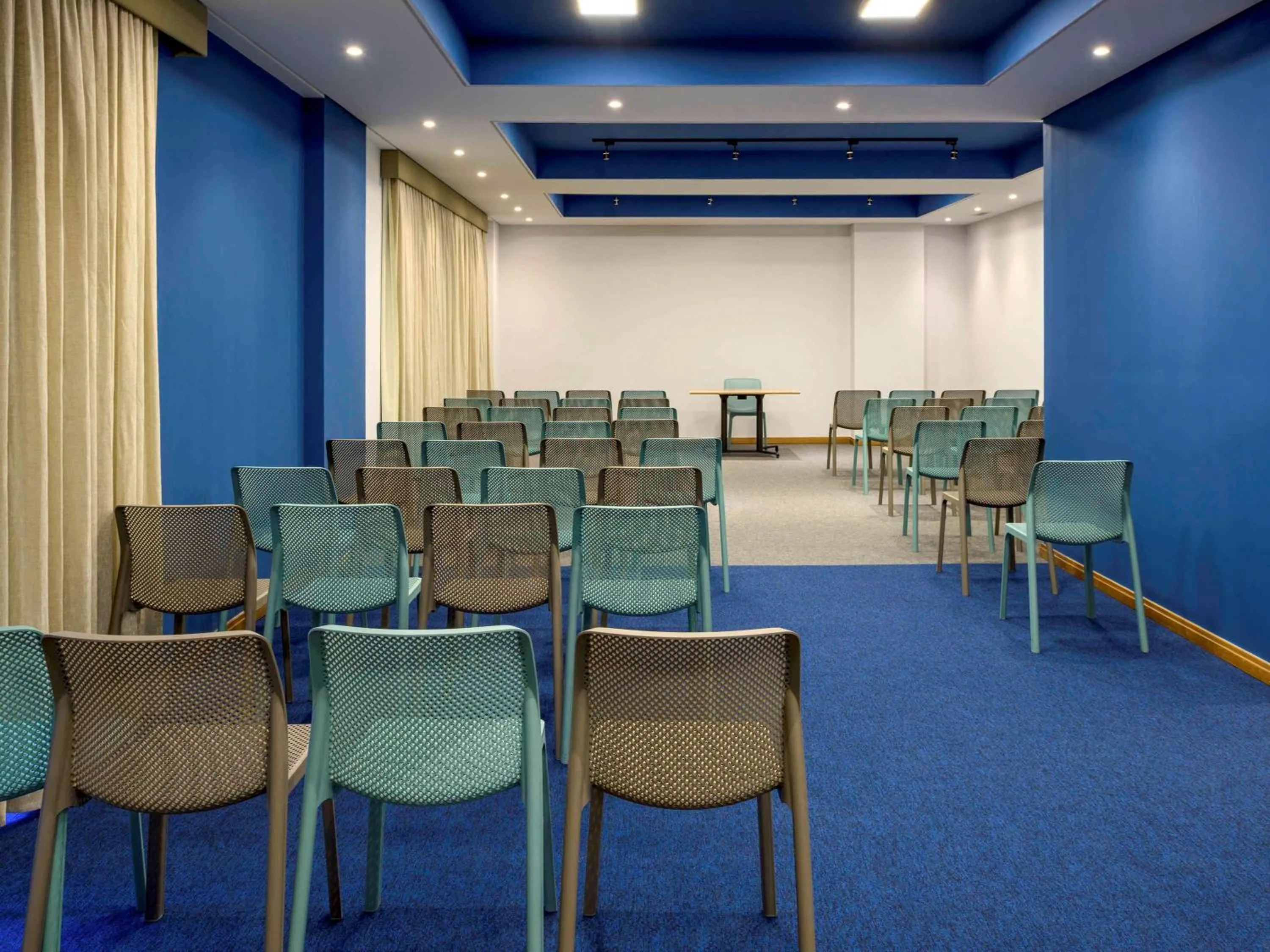 On site in Hotel Euro Suite Curitiba Batel By Nacional Inn