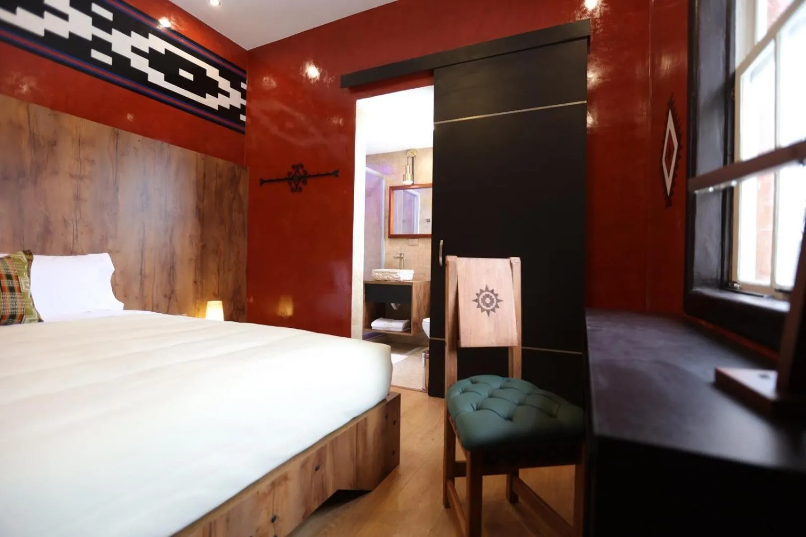 Decorative detail, Bed in Chakana Hotel Boutique Mariscal