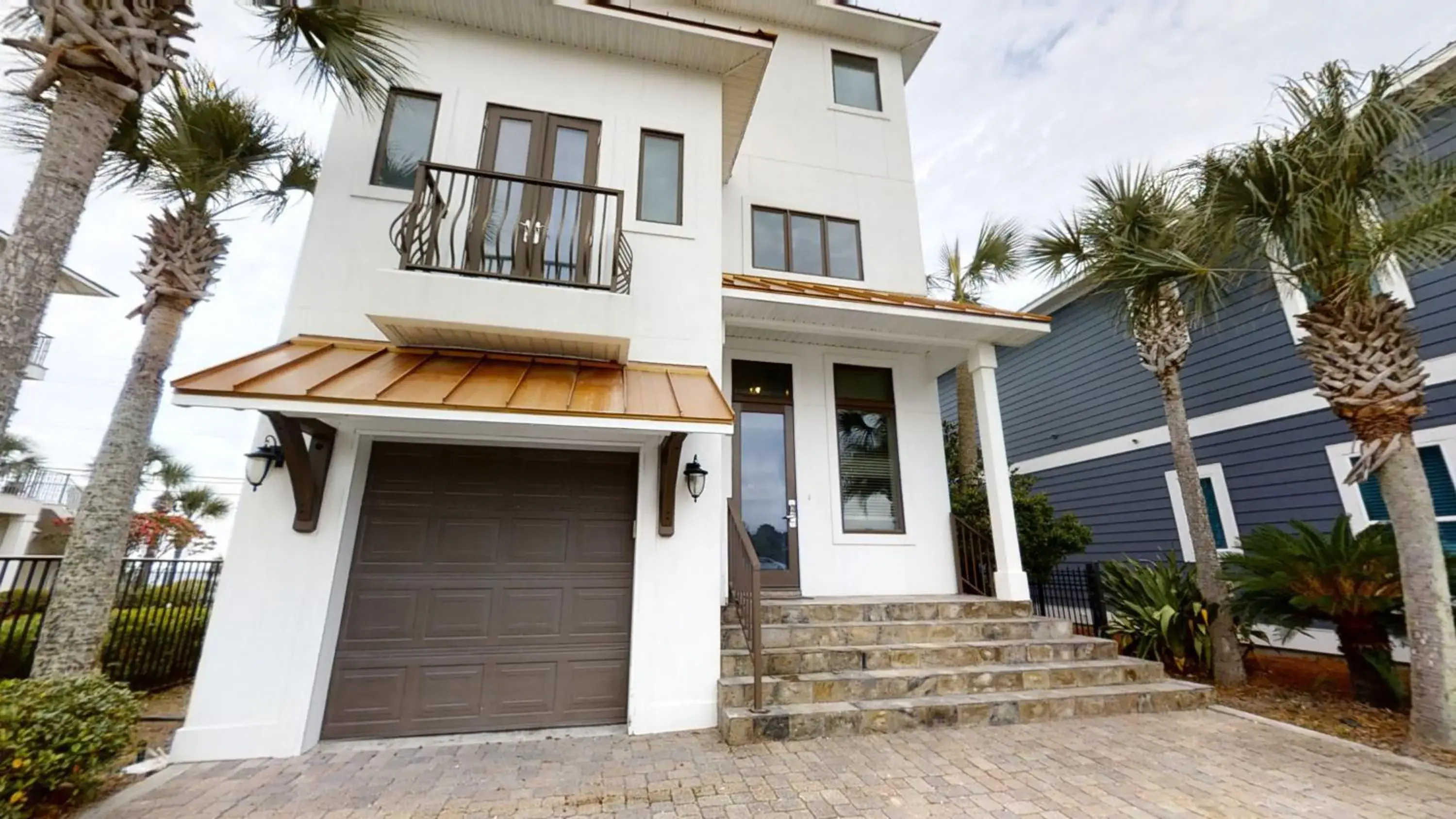 Front Beach House Front Beach House